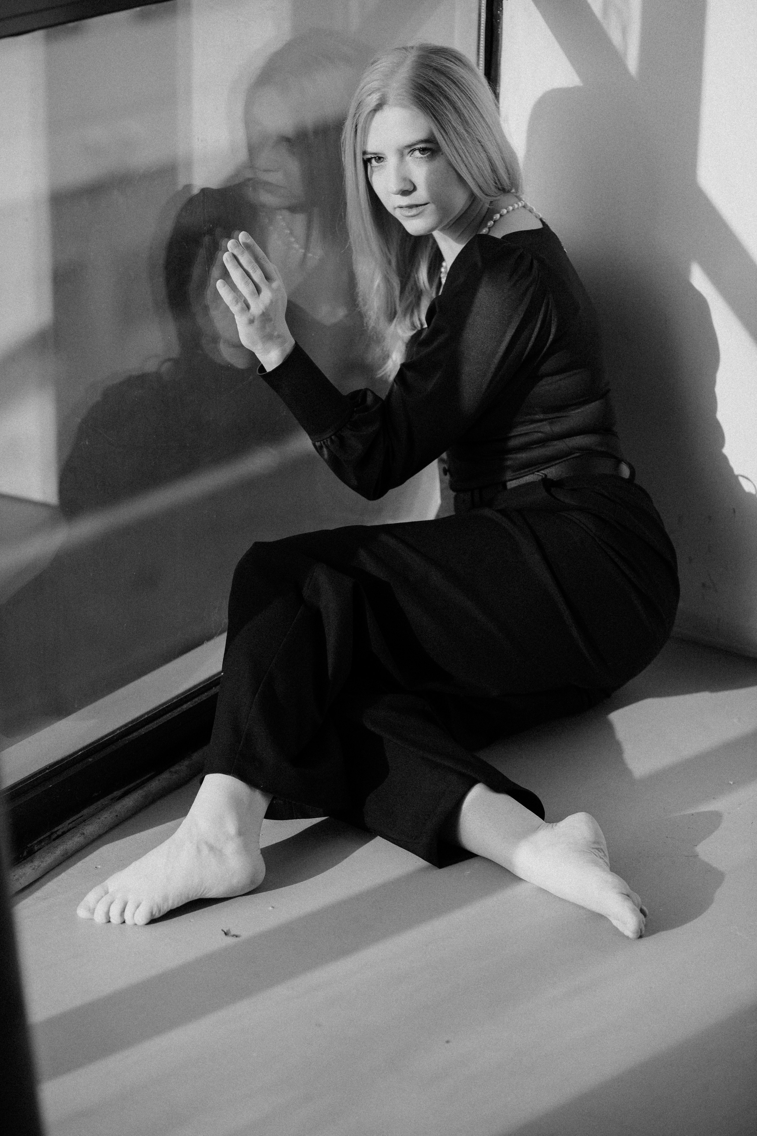 Студийные съемки в ч/б. Женский фотограф в Москве Рина Леонтьева