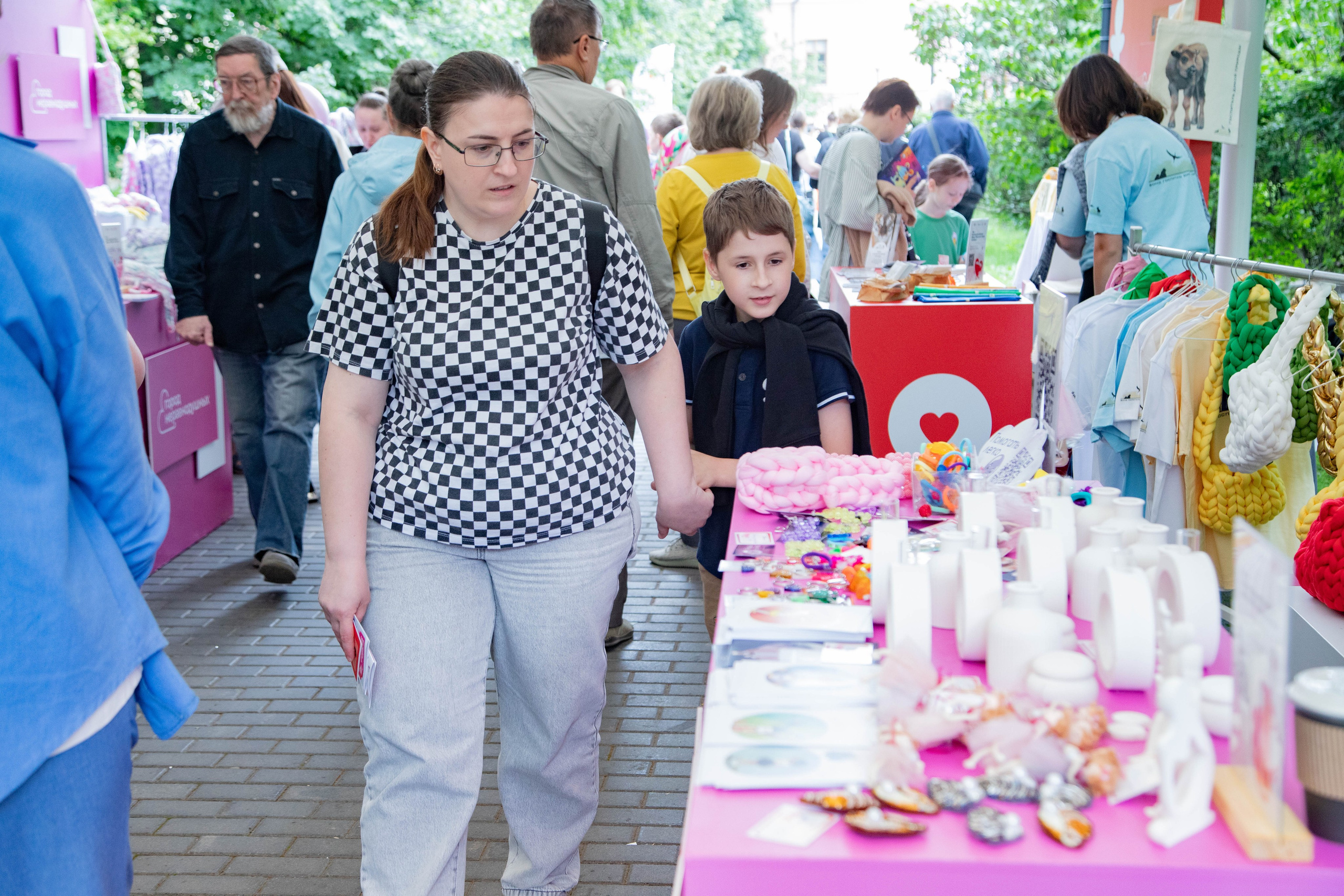 Съемка для благотворительного фонда. Женский фотограф в Москве Рина Леонтьева