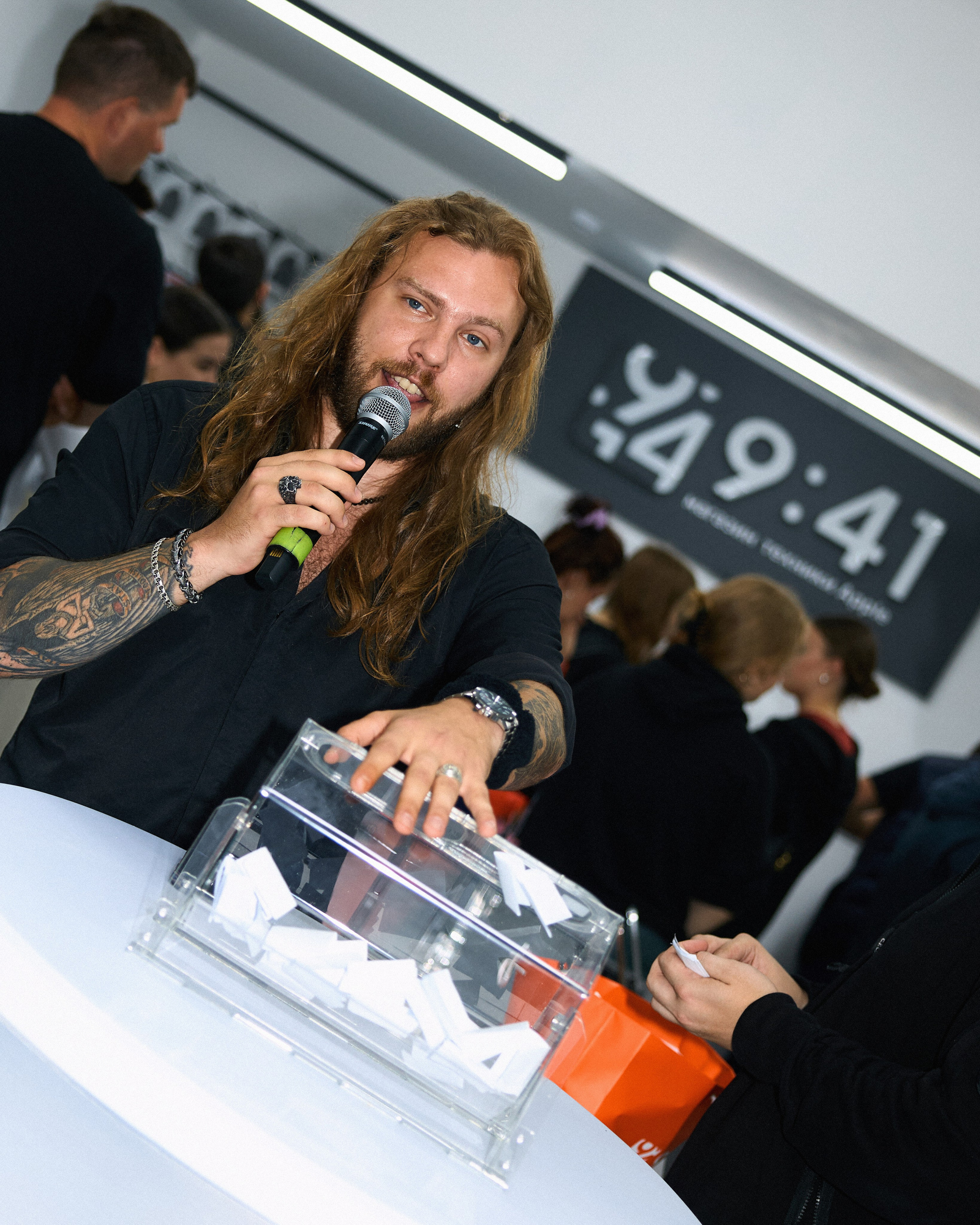 Открытие магазина техники 9:41. Фотограф Света Рыбакова