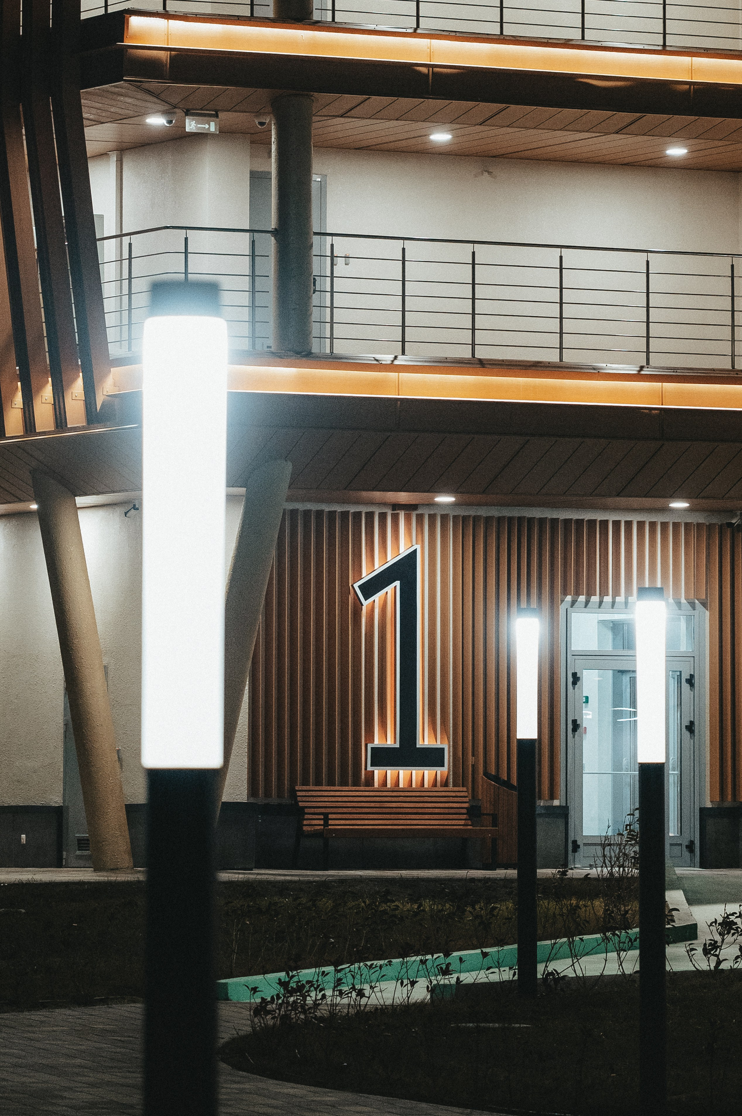 Ночная съемка территории завода в Ростове-на-Дону