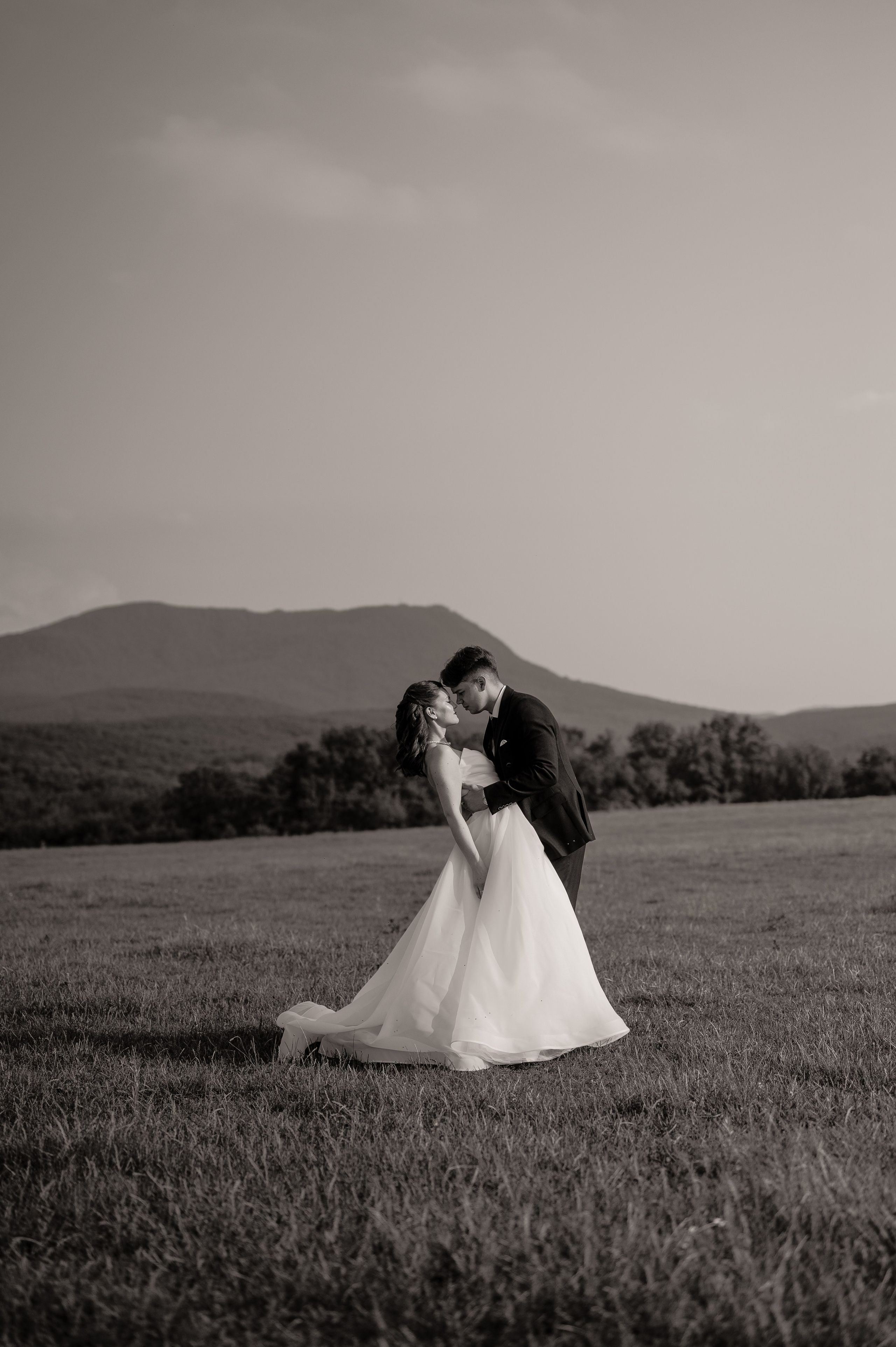 Свадебная съёмка в горах. Свадебный и семейный фотограф в Краснодаре Алина Мельник