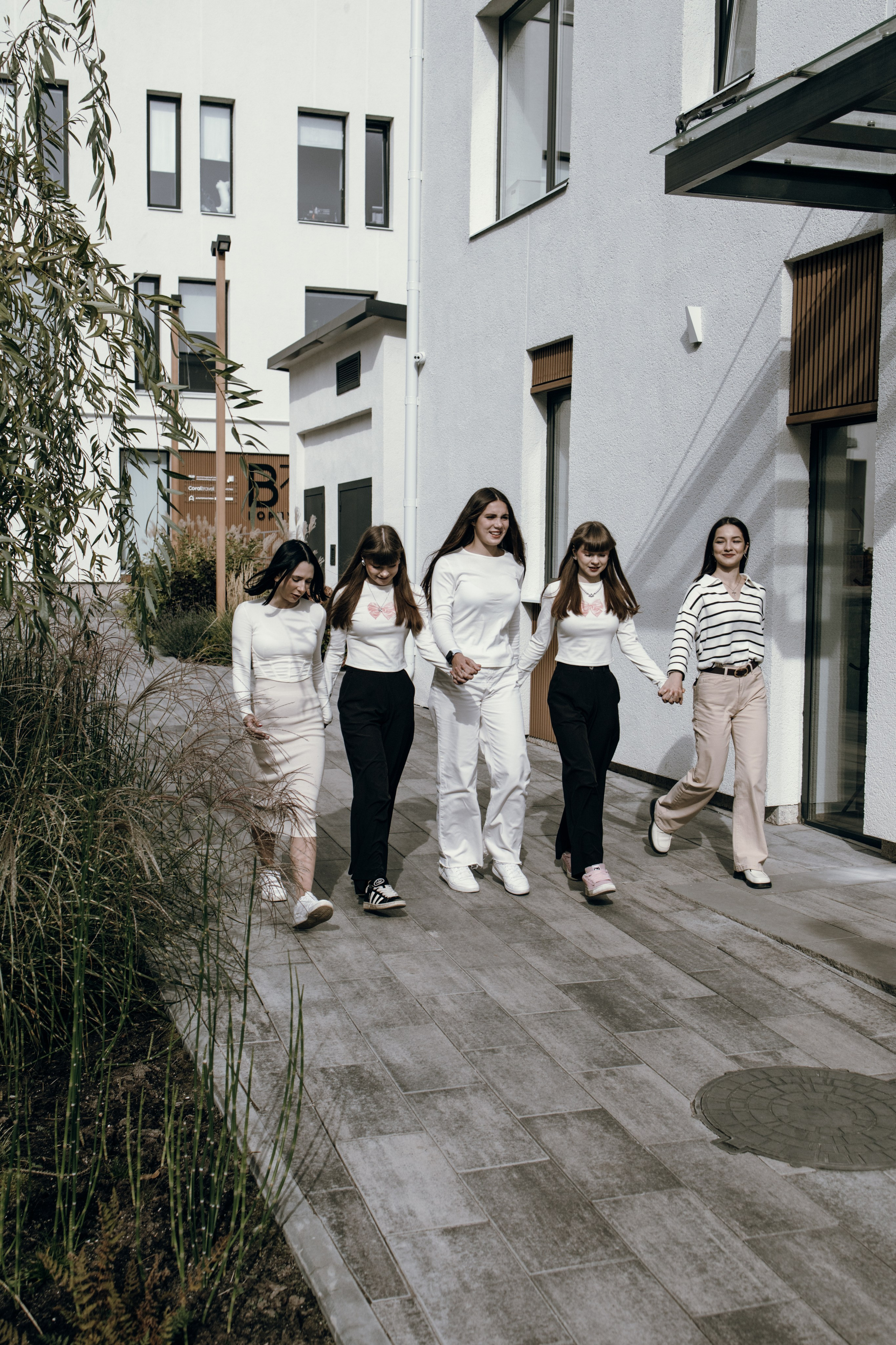 Фотосессия на выпускной альбом 11 класс Саратов. Выпускные альбомы Саратов Энгельс фотограф Титова Ирина