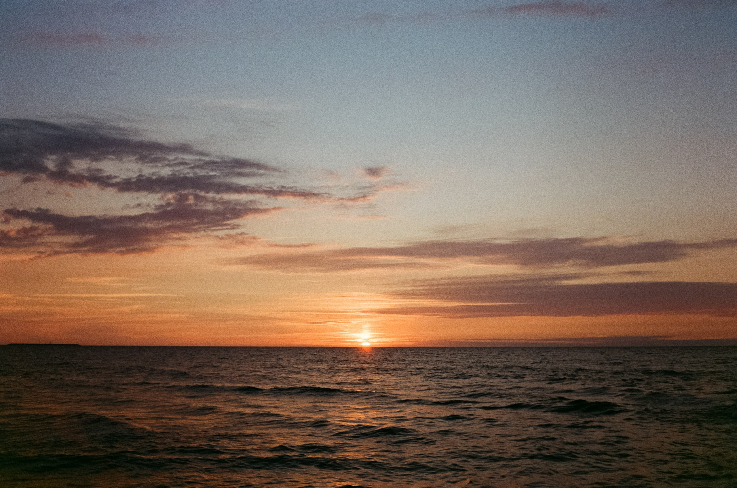 Калининград, пляж в Янтарном / Minox 35 GT (2) / Fujicolor 200 at ISO 100