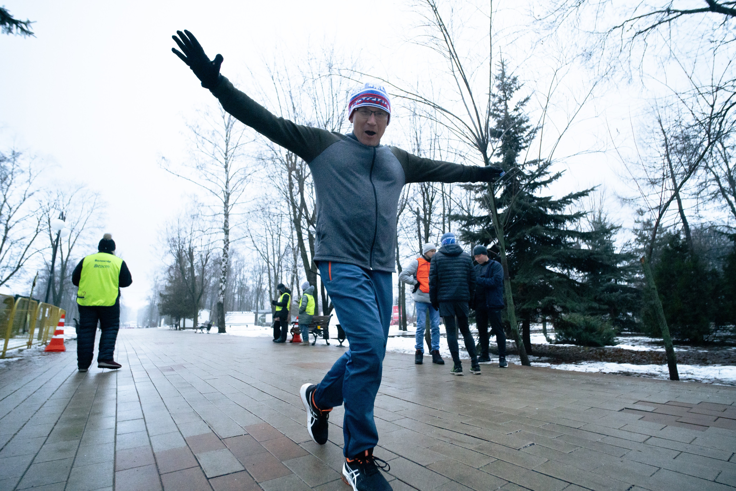 5 вёрст Наташинский 11 декабря 2025. Роман Капилюшов. Бег. Фото. Видео. г. Люберцы