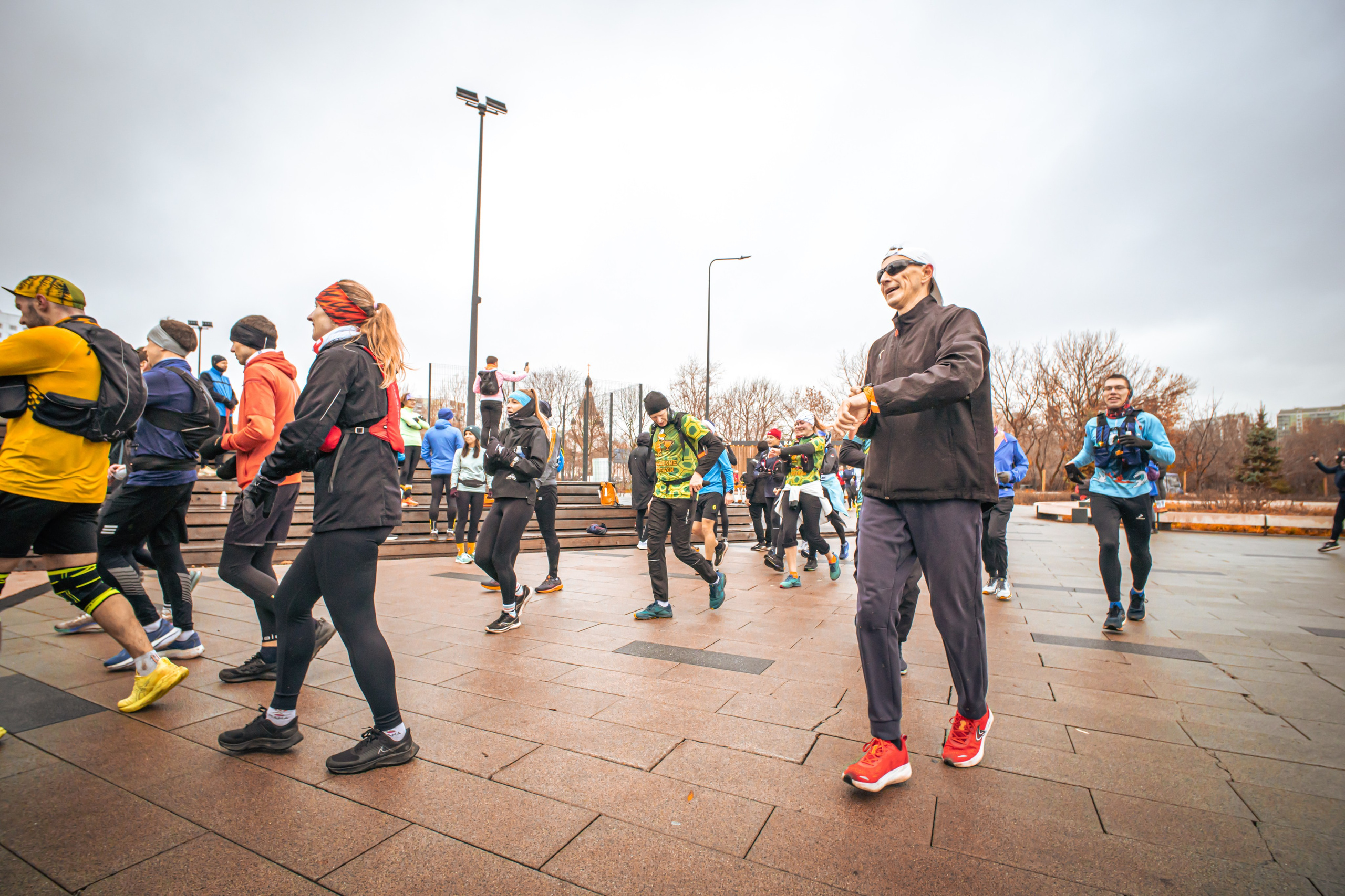 #марафонудома #яuzarun 2024 2-я петля, группа 6:30. Роман Капилюшов. Бег. Фото. Видео. г. Люберцы