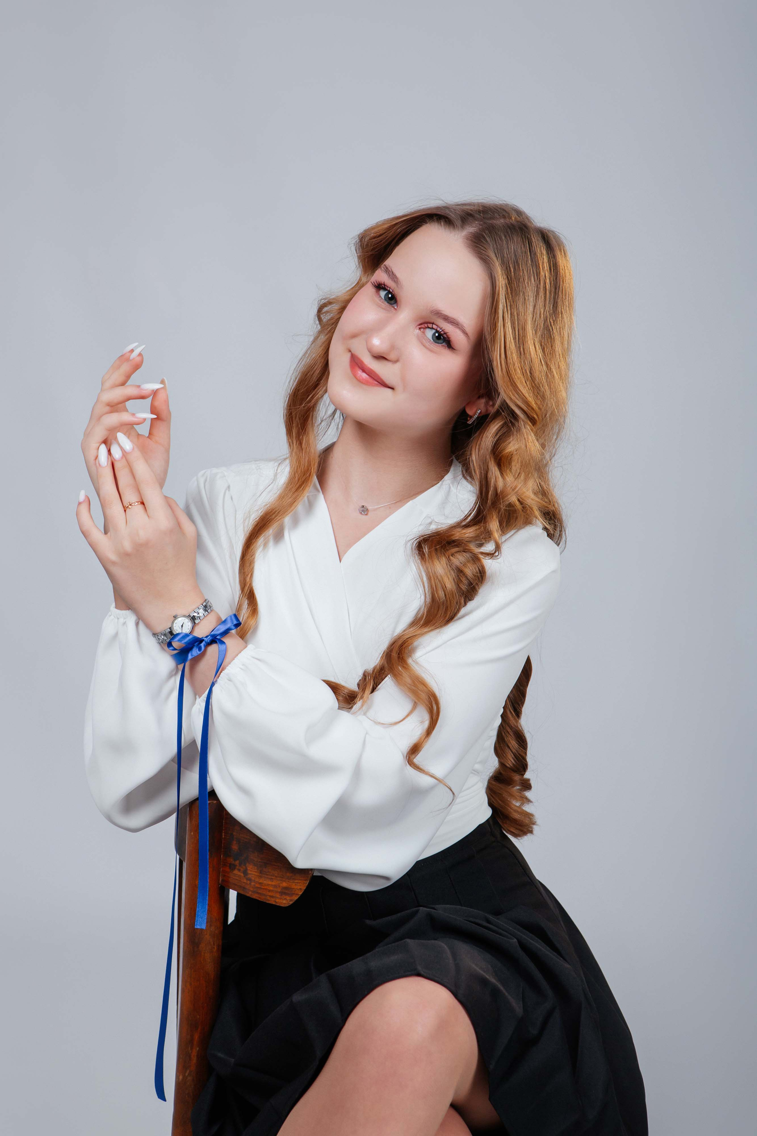 Белый фон. Фото дети. Выпускные альбомы Нижний Тагил