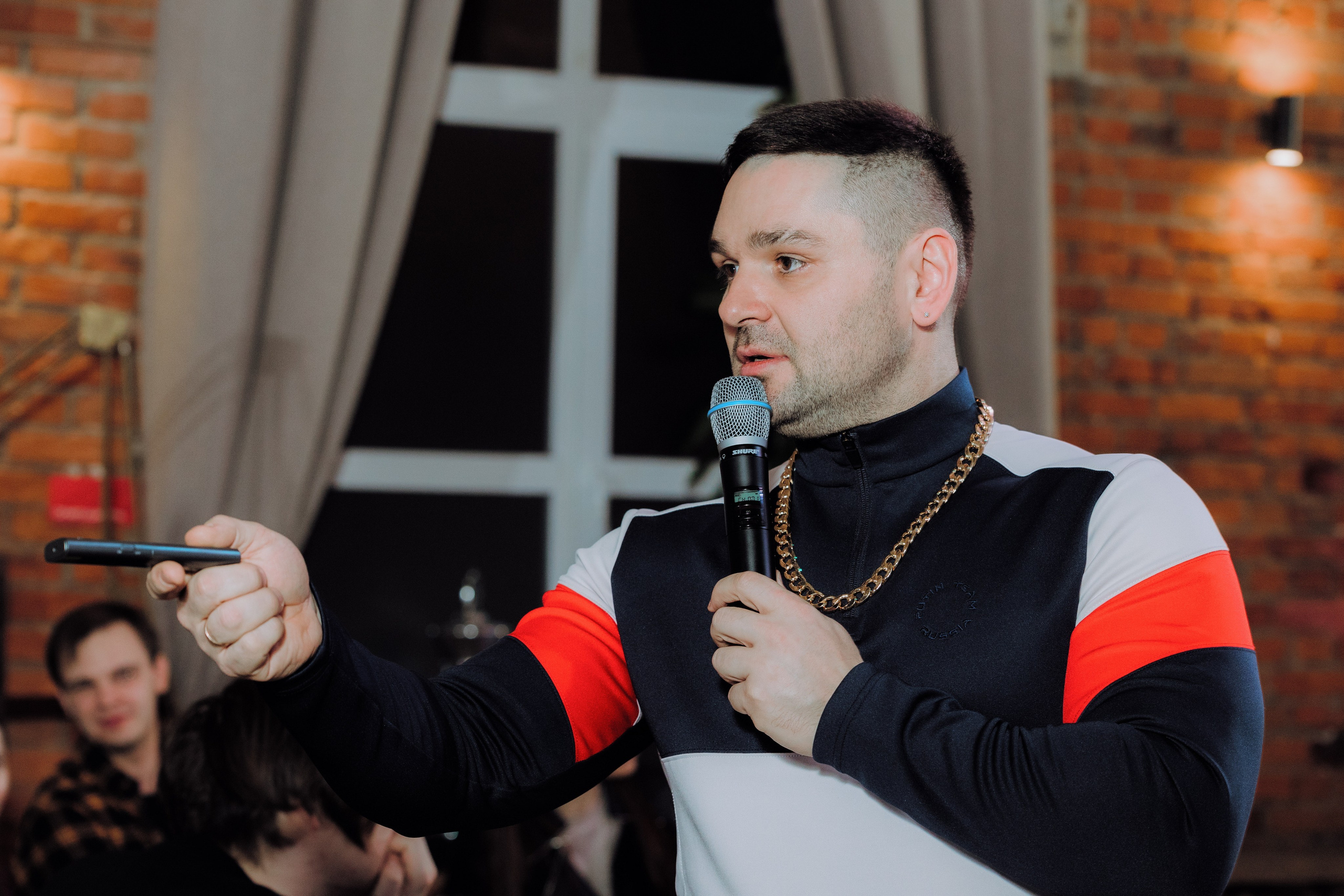 Юбилей 50 лет в стиле 90 в AG LOFT. АНДРЕЙ ШИРКАЛИН РЕПОРТАЖНЫЙ ФОТОГРАФ МОСКВА НА КОРПОРАТИВ, ДЕНЬ РОЖДЕНИЯ, БАНКЕТ, КОНФЕРЕНЦИЮ, ТИМБИЛДИНГ