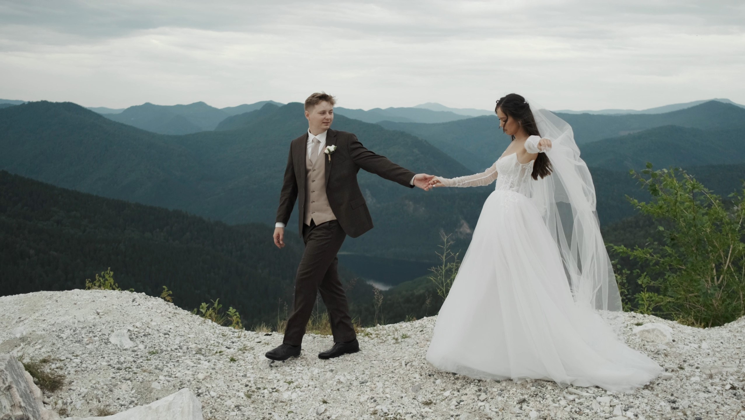 Свадебный видеограф в Абакане Иван Ган