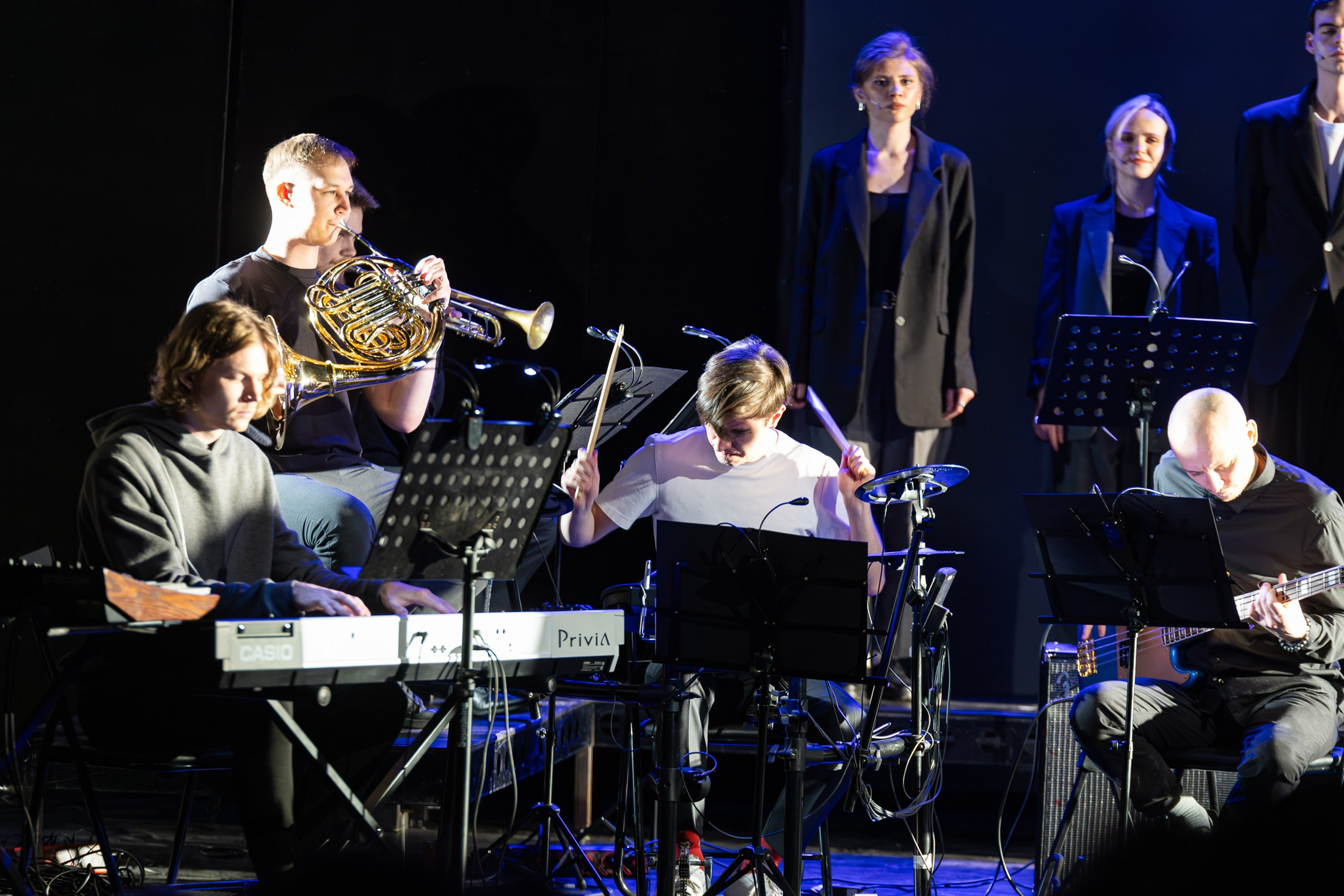 Театр Старый дом «И снова май». Фотограф Александр Поздняков  Новосибирск