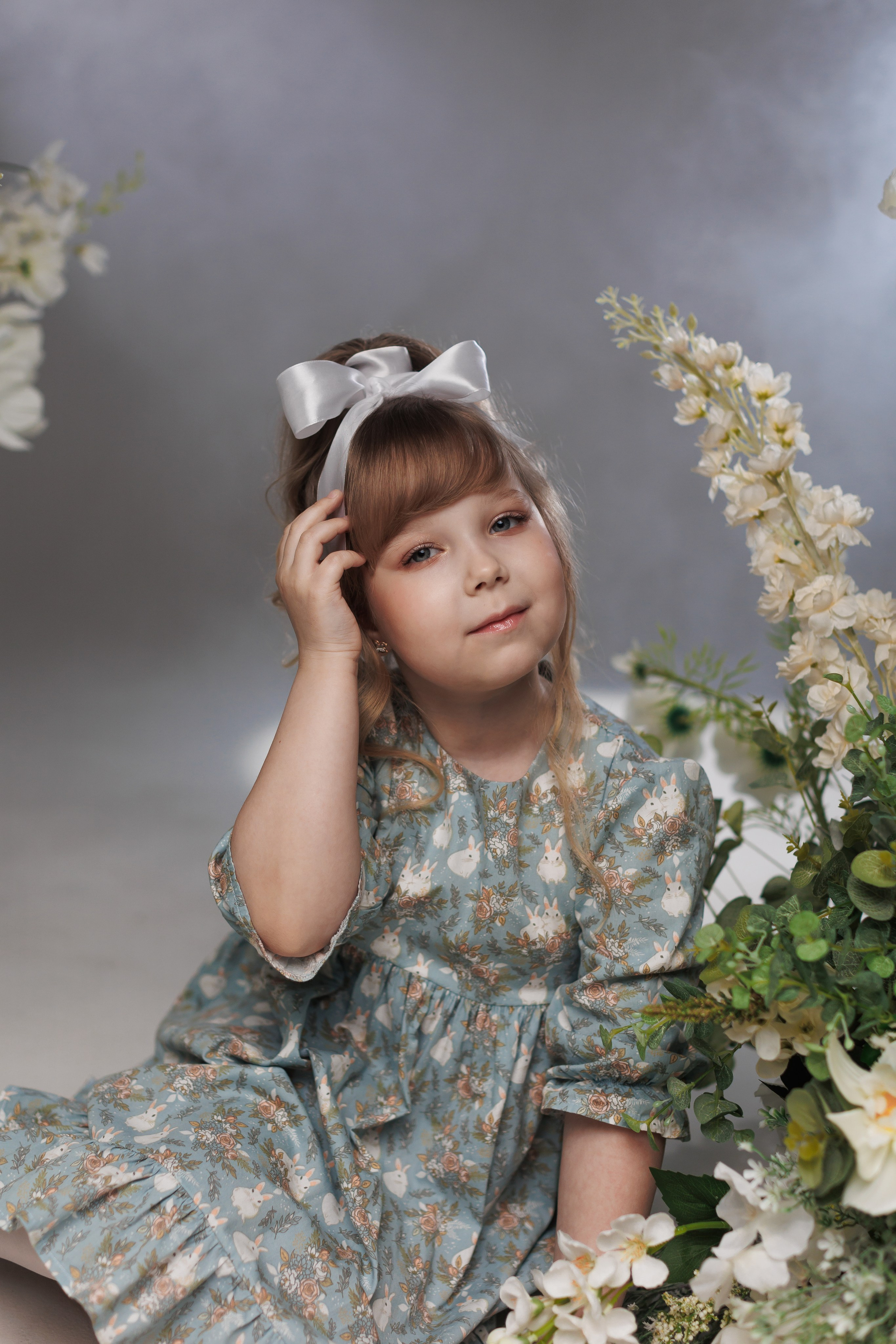 Съемка с цветами для модельного агентства. Анна Демидец — фотограф и маркетолог в Новошахтинске, Шахтах и Ростове-на-Дону