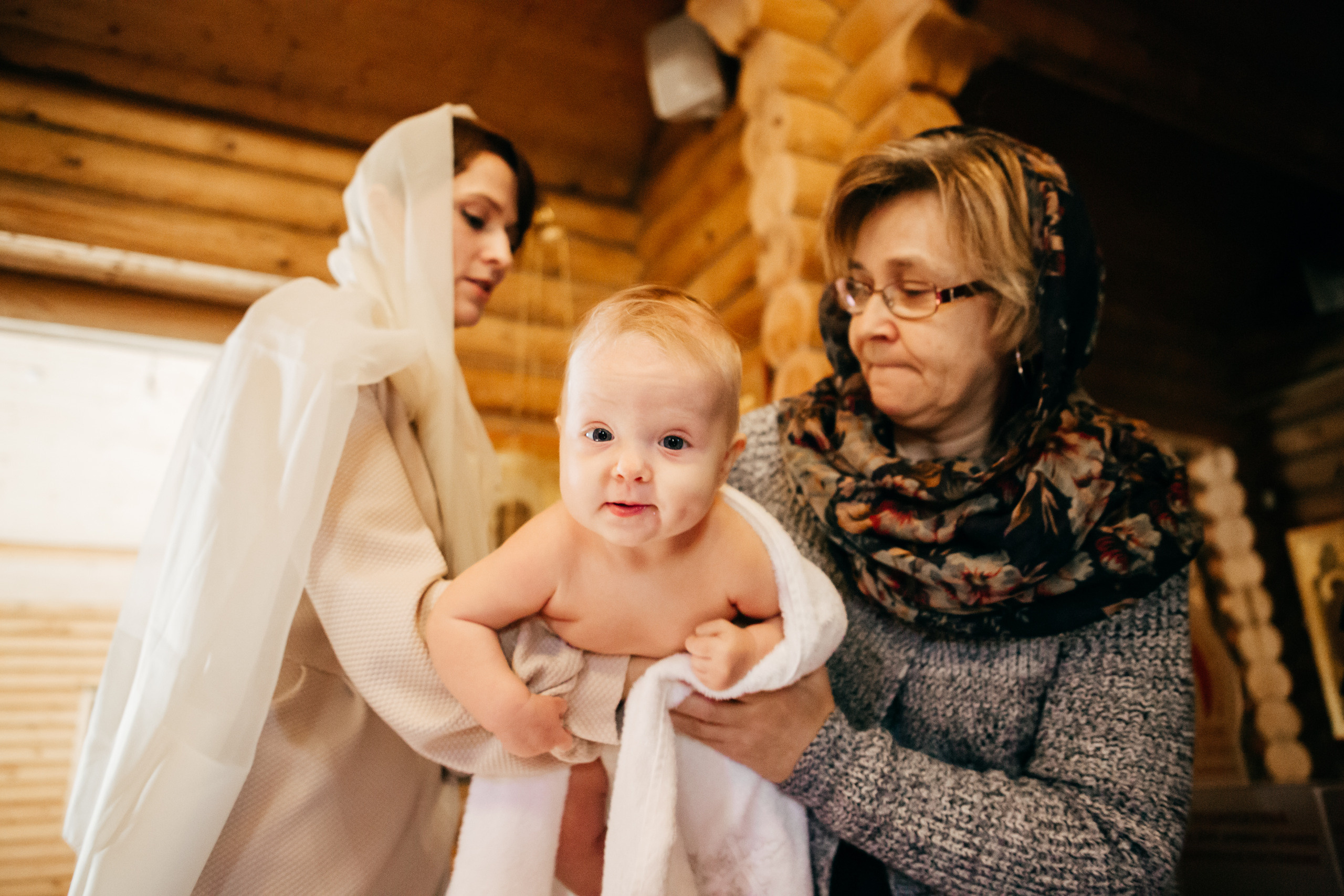 крещение детей в церкви