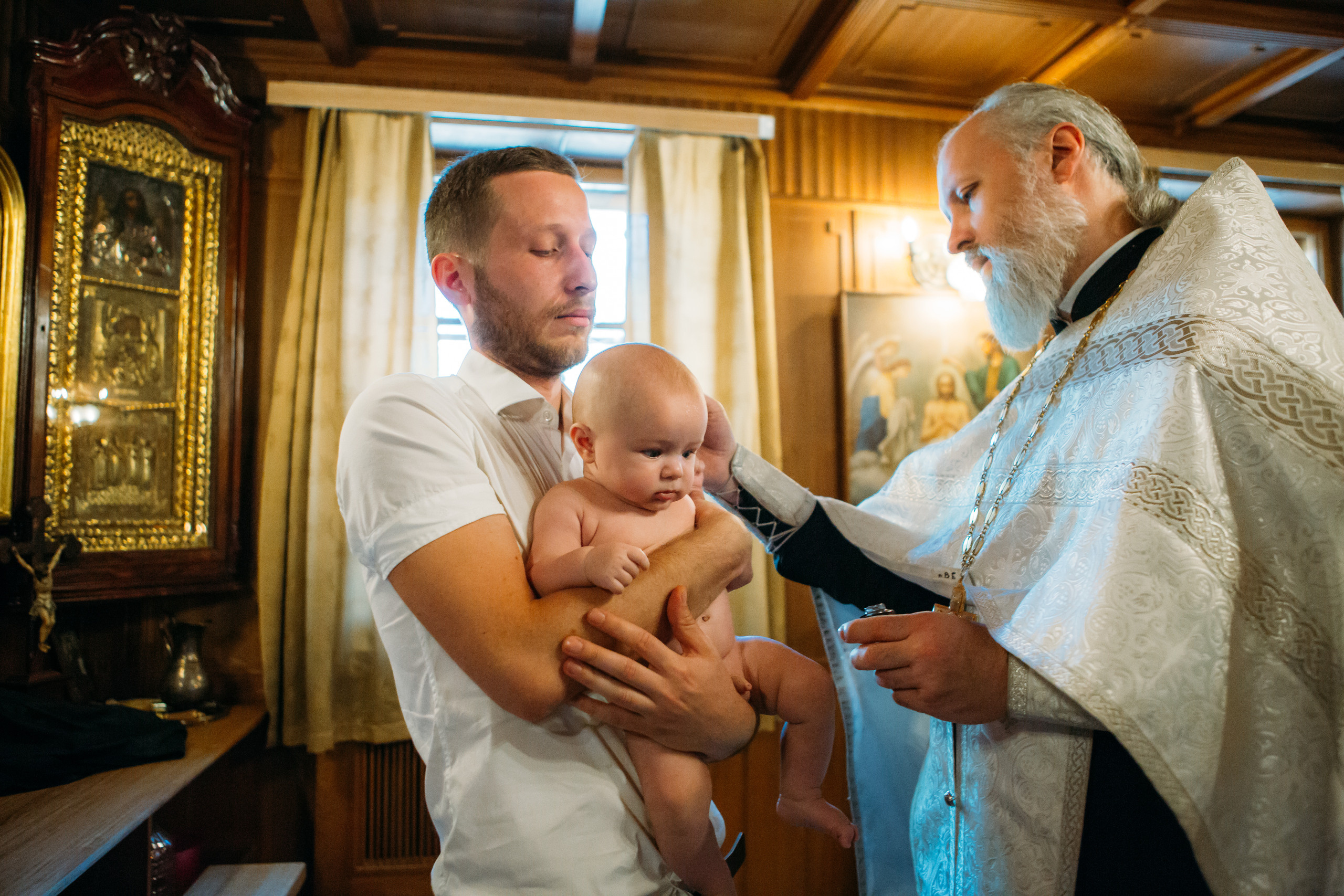 фотограф на крещение ребенка