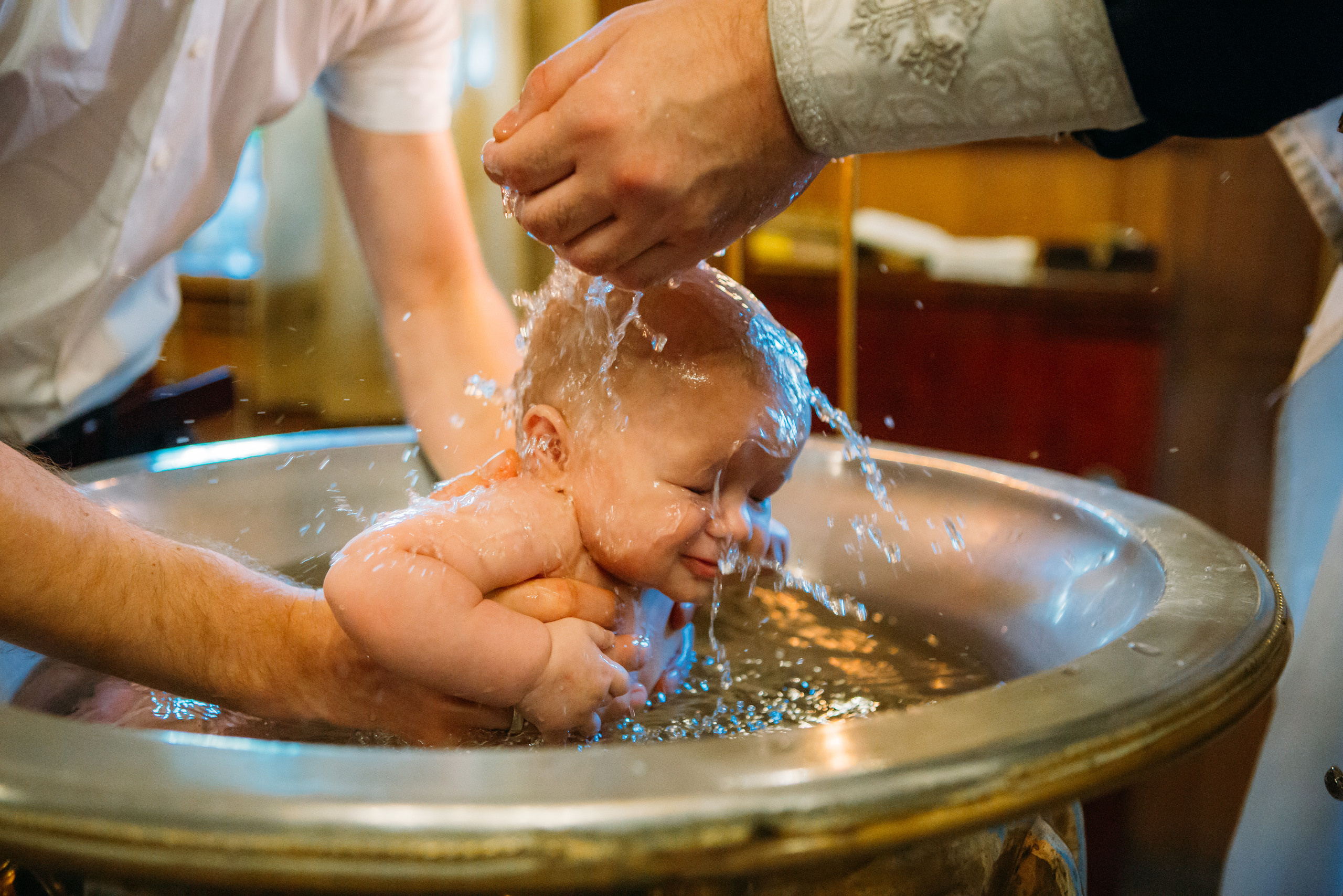 фотограф на крещение ребенка