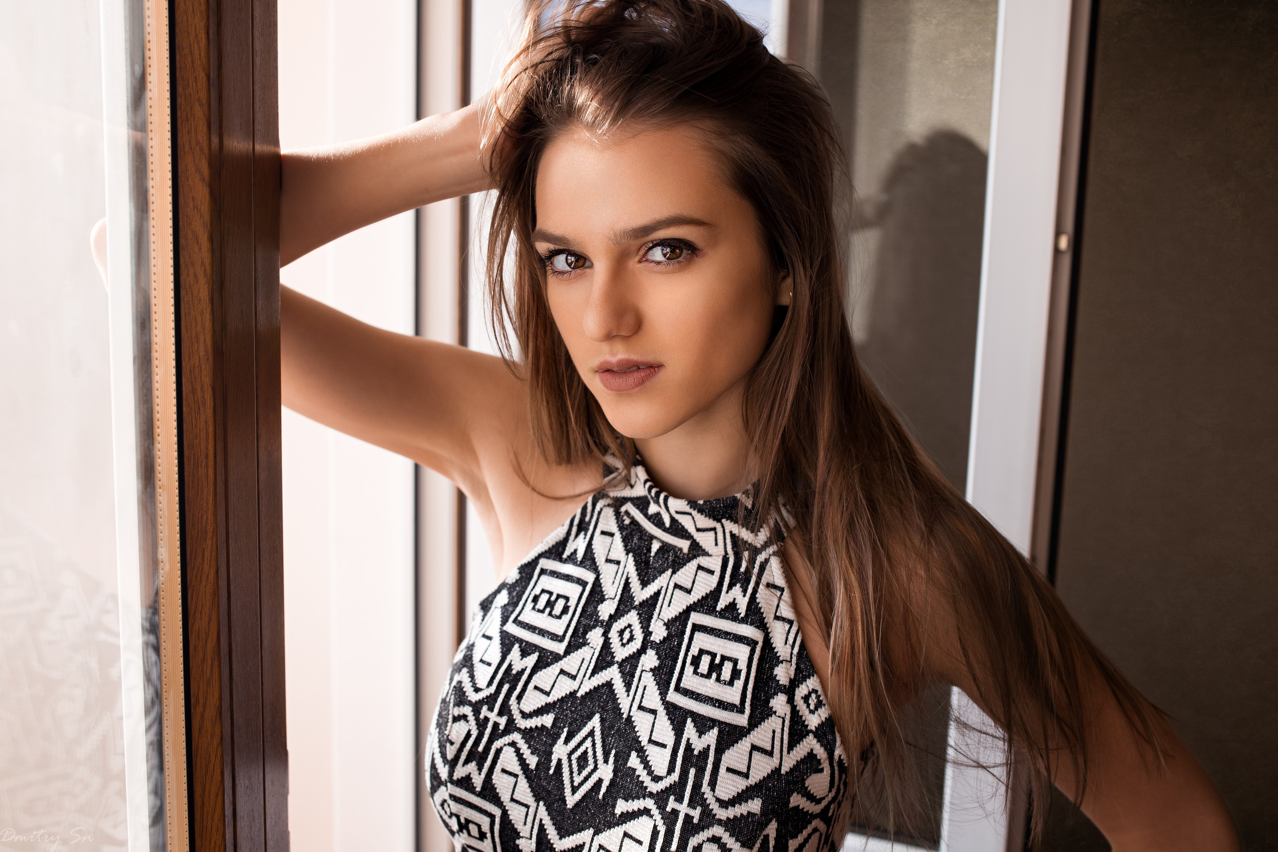 Фотосет у окна с Маргаритой в формате для «себя»