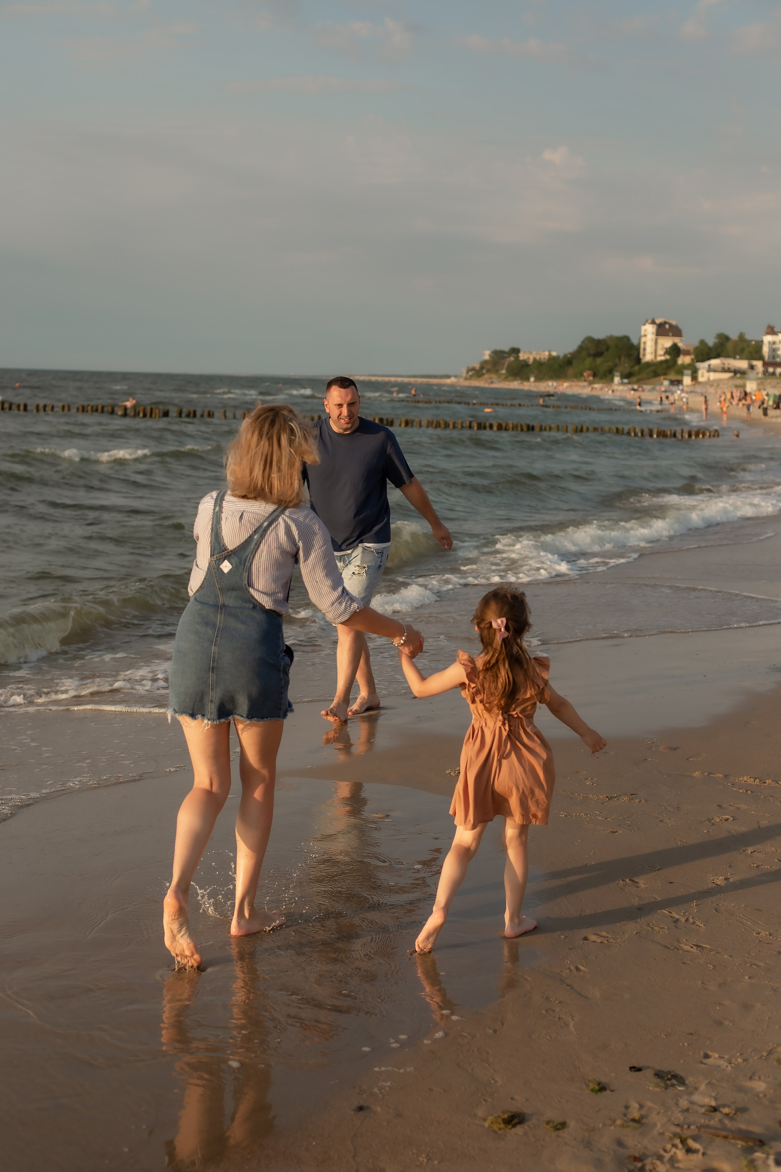 Есеня и родители. Малиновка. Фотограф в Калининграде Решетникова Алина