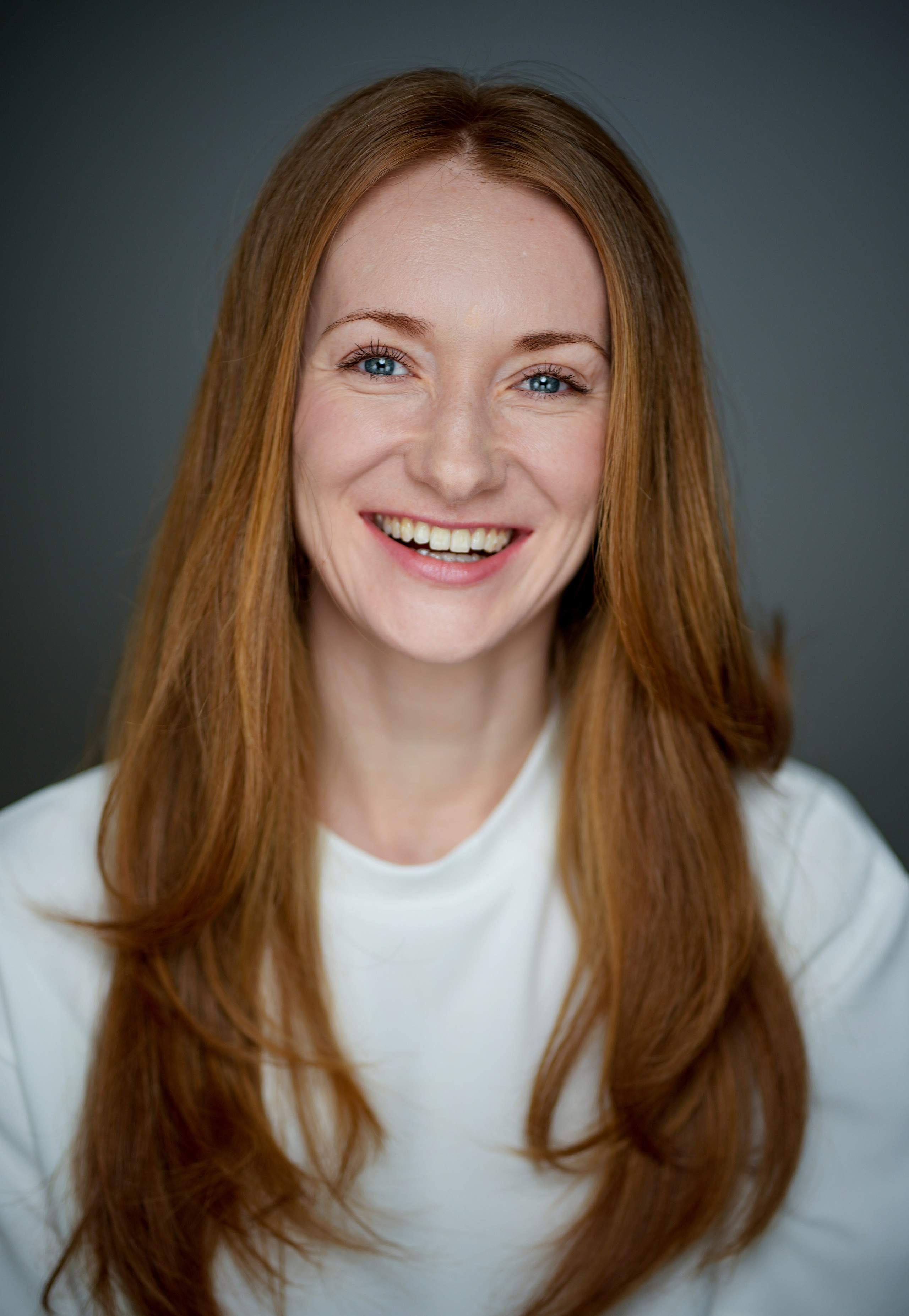 Актриса Алина Чернобровкина. Портретная съемка в Москве, студийный фотограф Игорь Фомин