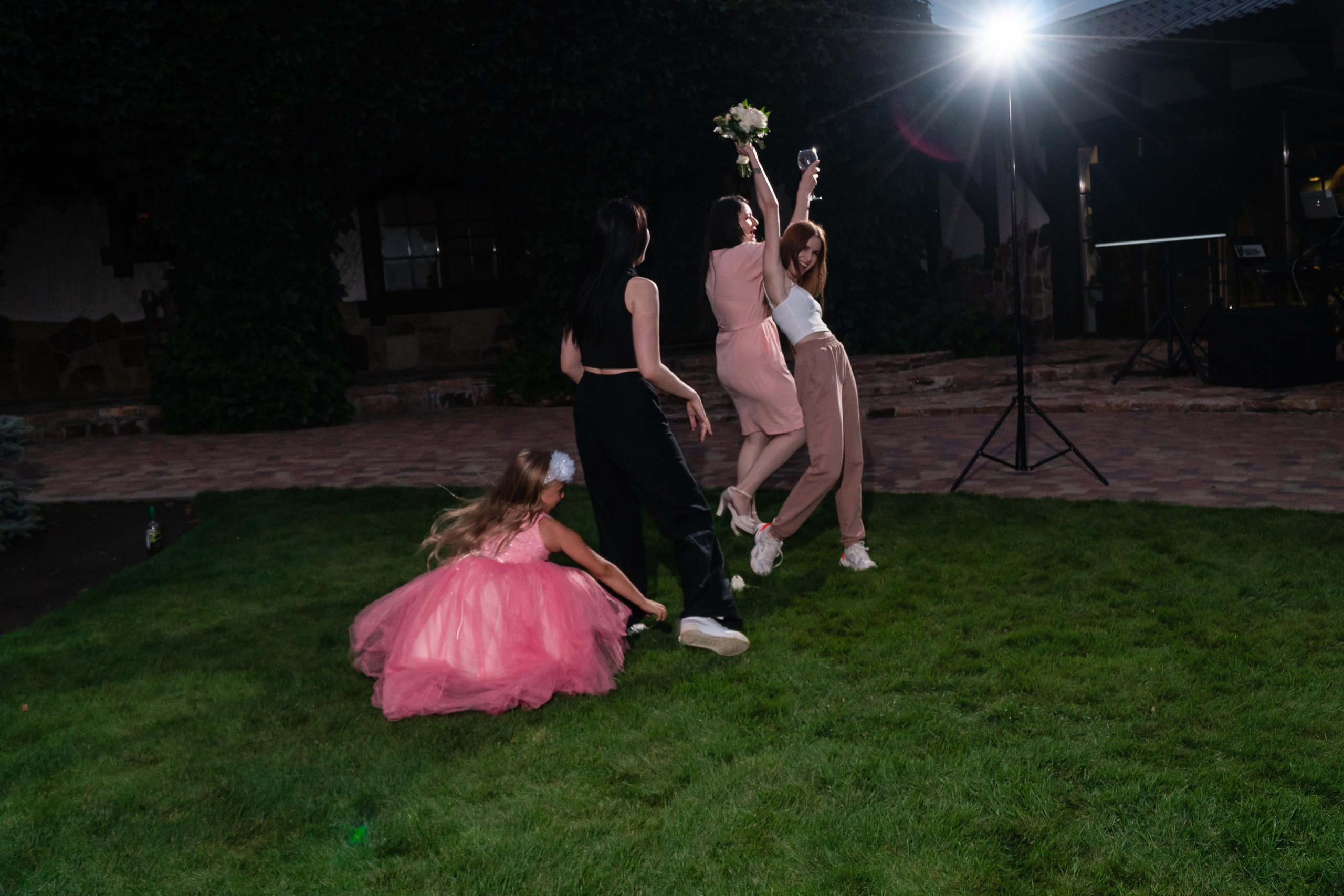 Artem and Nataly. Photographer Max