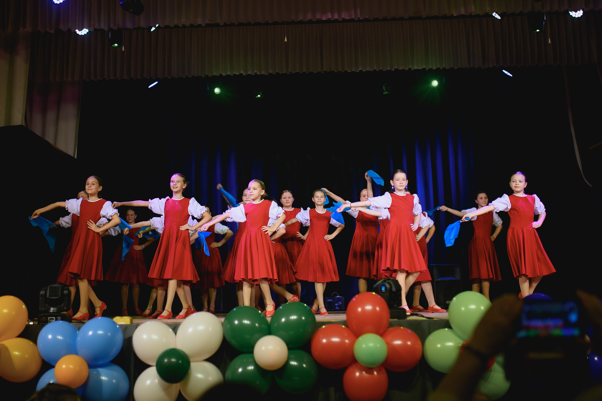 Концерт от 28.11.2025. Березанский КДЦ. День матери. Фотограф Котова Валентина