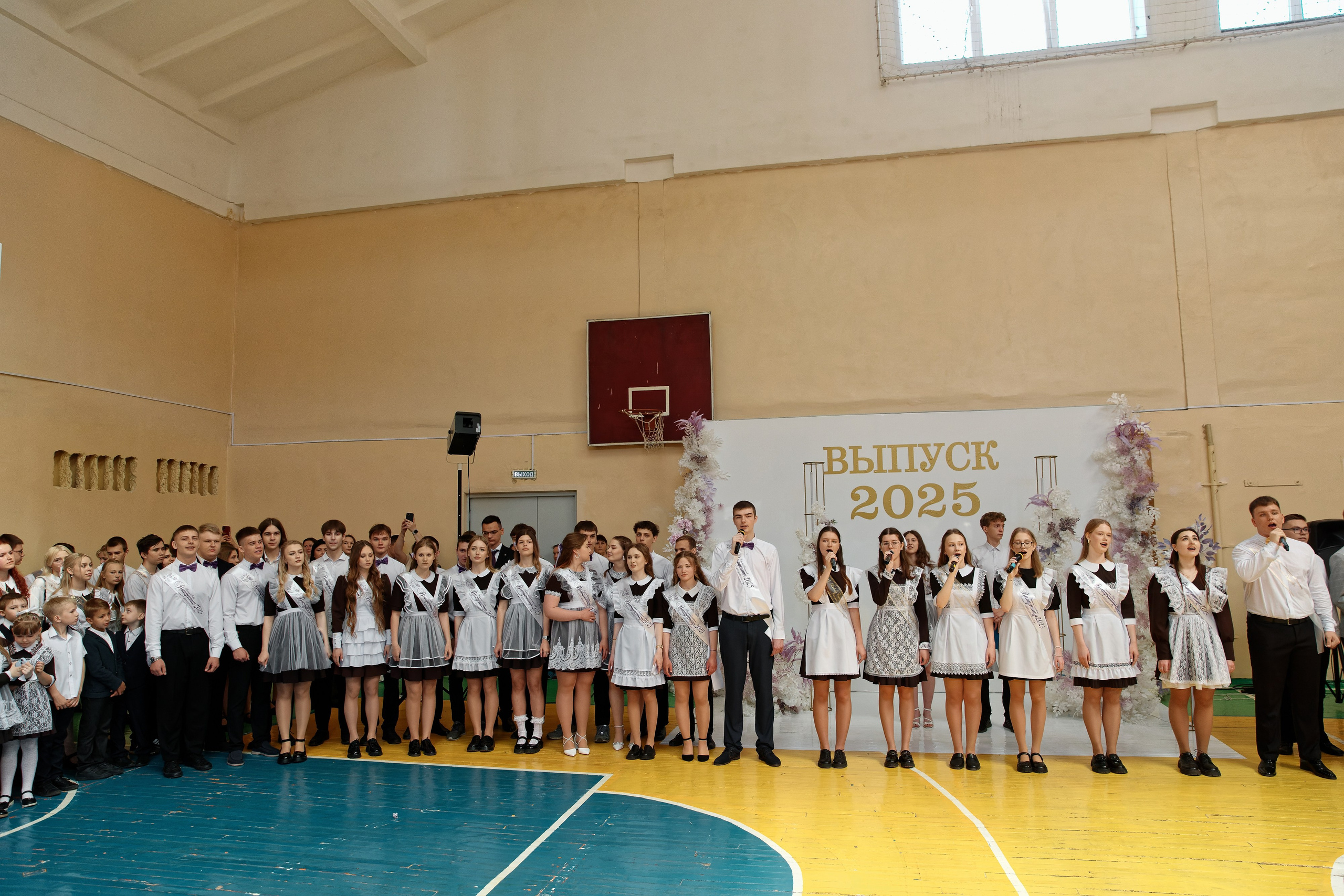 Последний звонок Школа № 42. Семейный фотограф — Макс Белогрудов