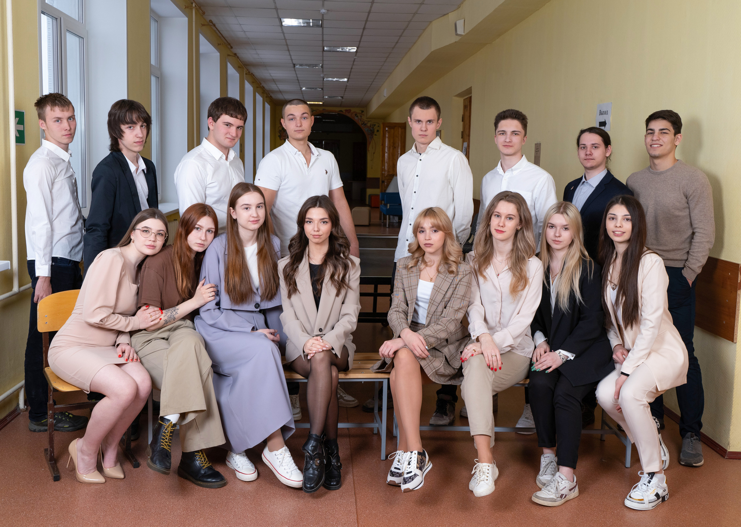 АЛЬБОМ «ОЛИВКОВЫЙ». Выпускные альбомы для сада и школы в Москве