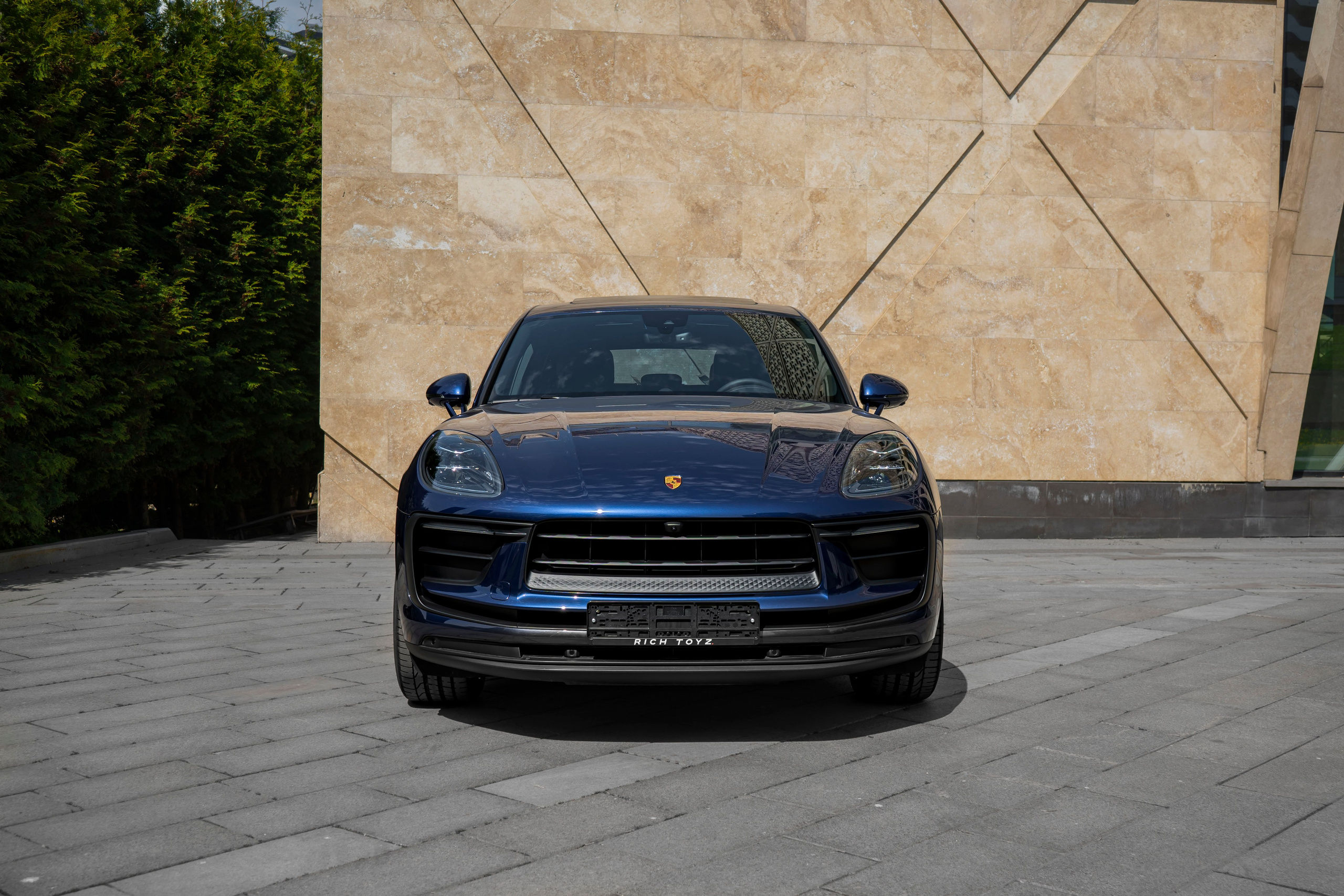 Porsche Macan. Автомобильный фотограф Ногинск Денис Городок
