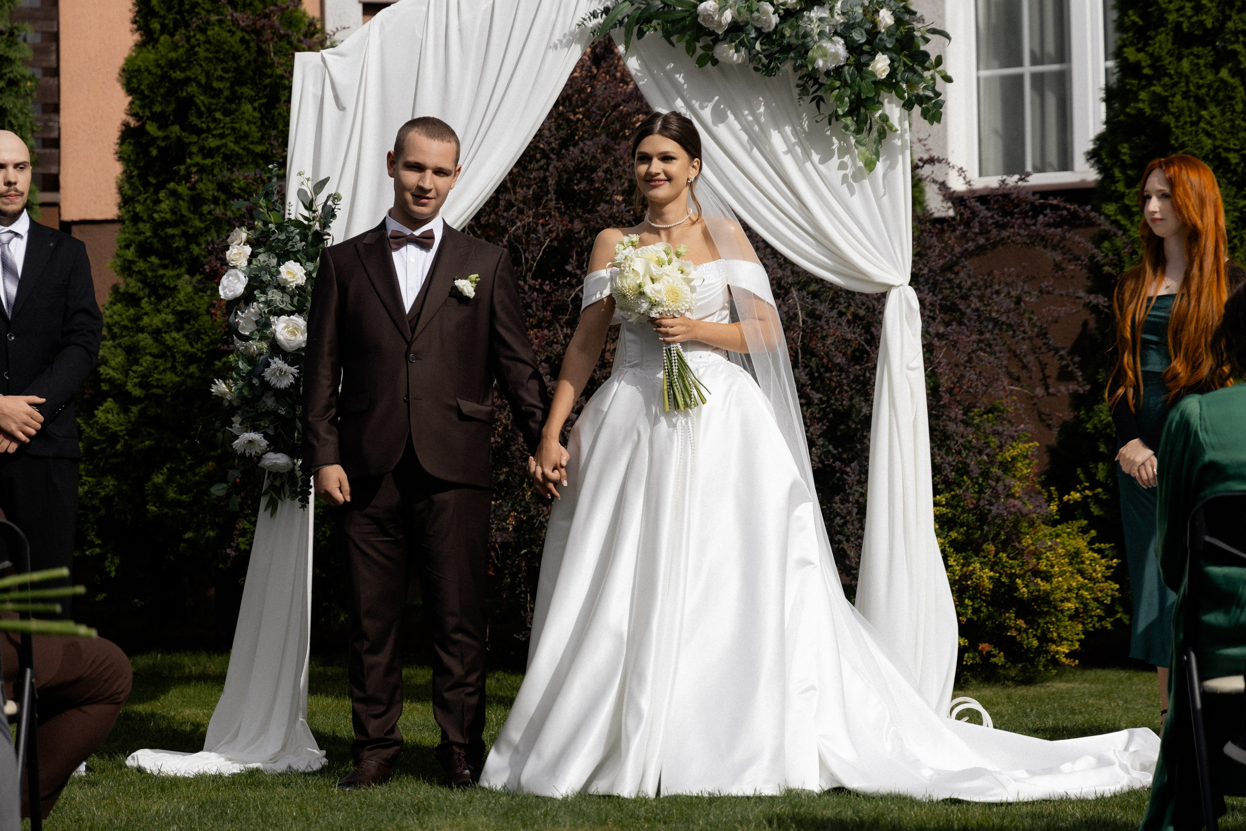 Свадебная фотосессия Анастасии и Игоря в Усадьбе Легенда. Свадебный фотограф в Минске/Беларуси Сергей Спиридонов