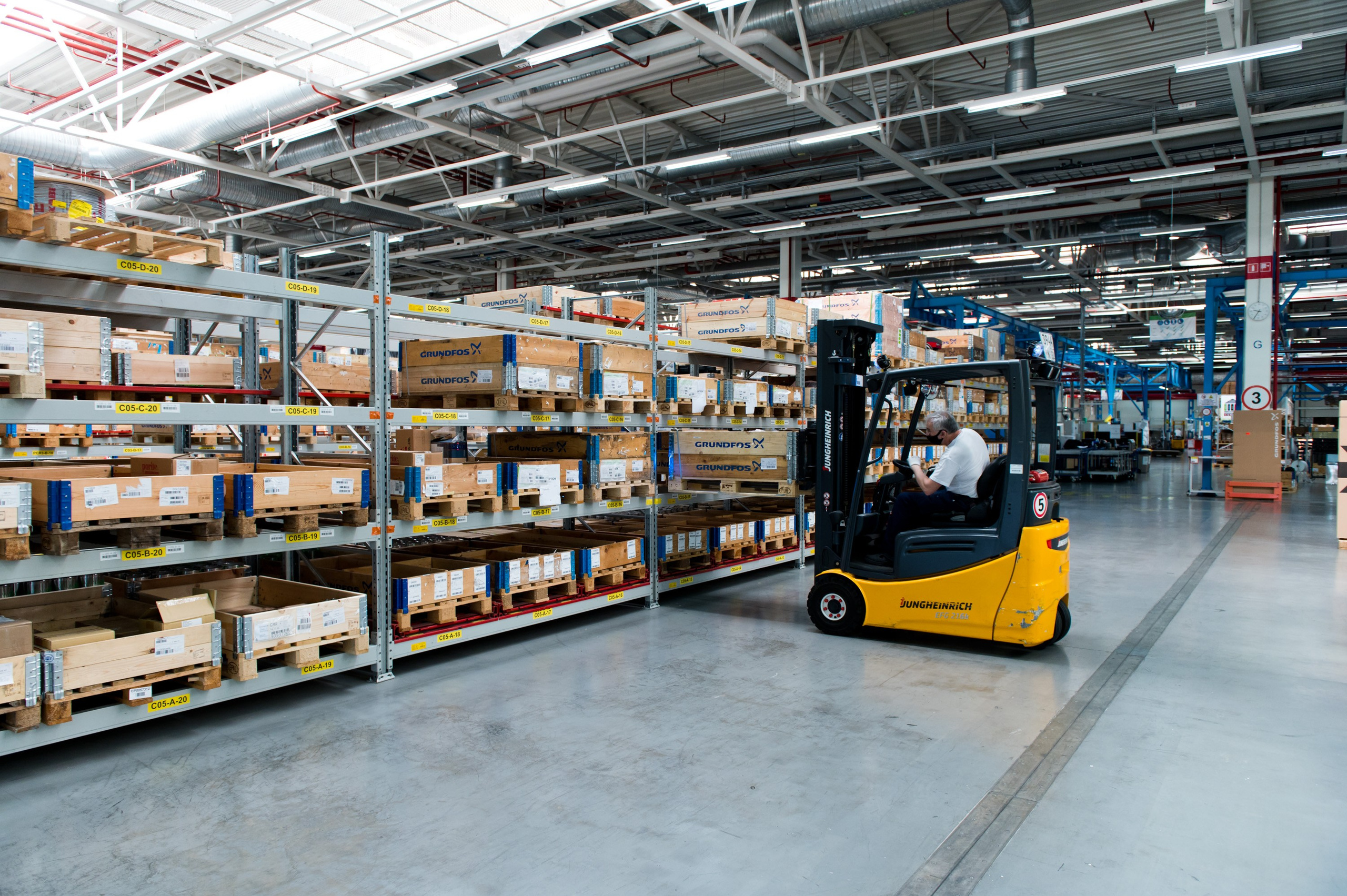 Производство Grundfos. Репортажный фотограф и видеограф Слава Думчев. Тимбилдинги, отчетники, корпоративы