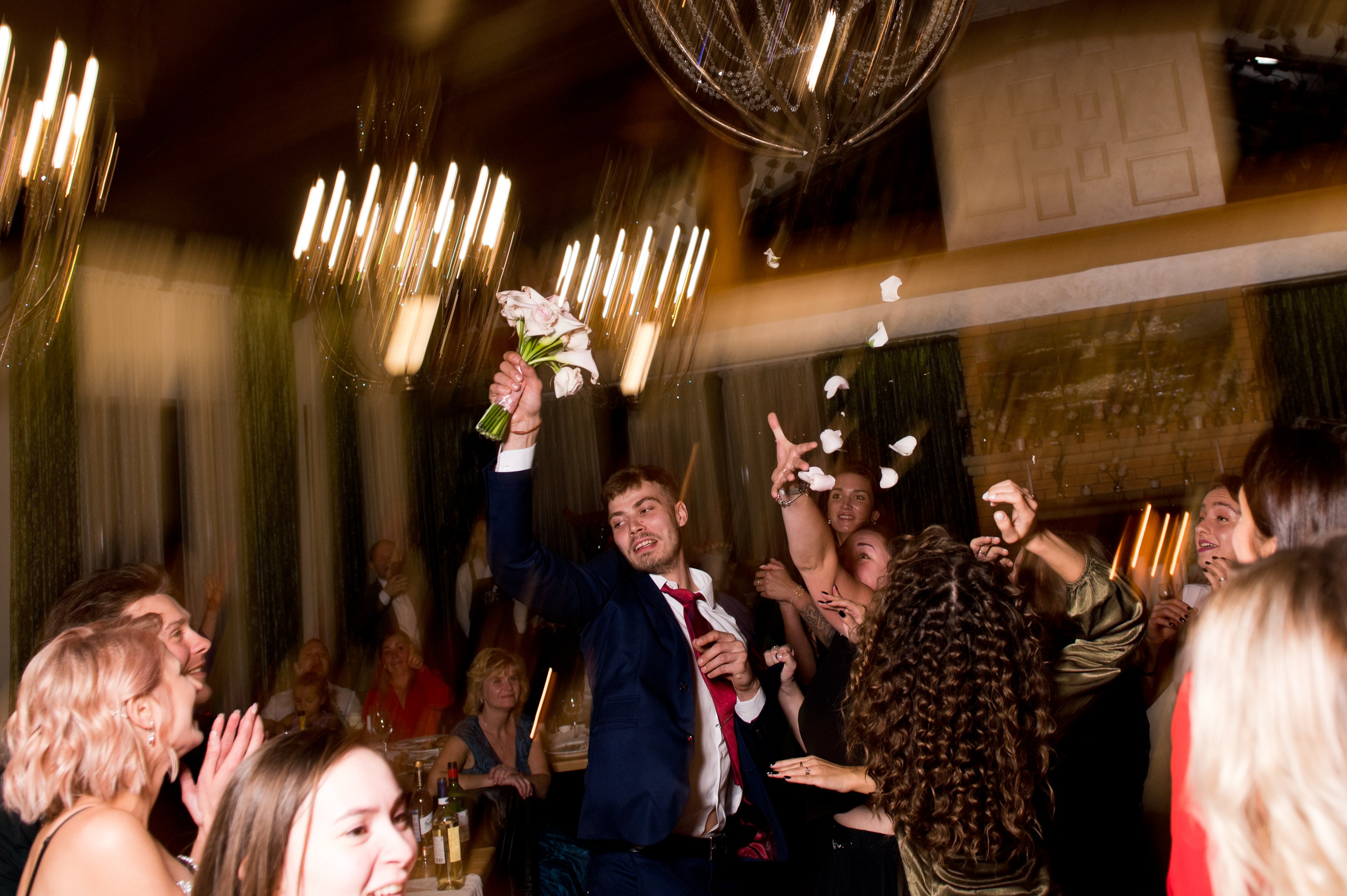 Свадьба Олега и Ани. Репортажный фотограф и видеограф Слава Думчев. Тимбилдинги, отчетники, корпоративы