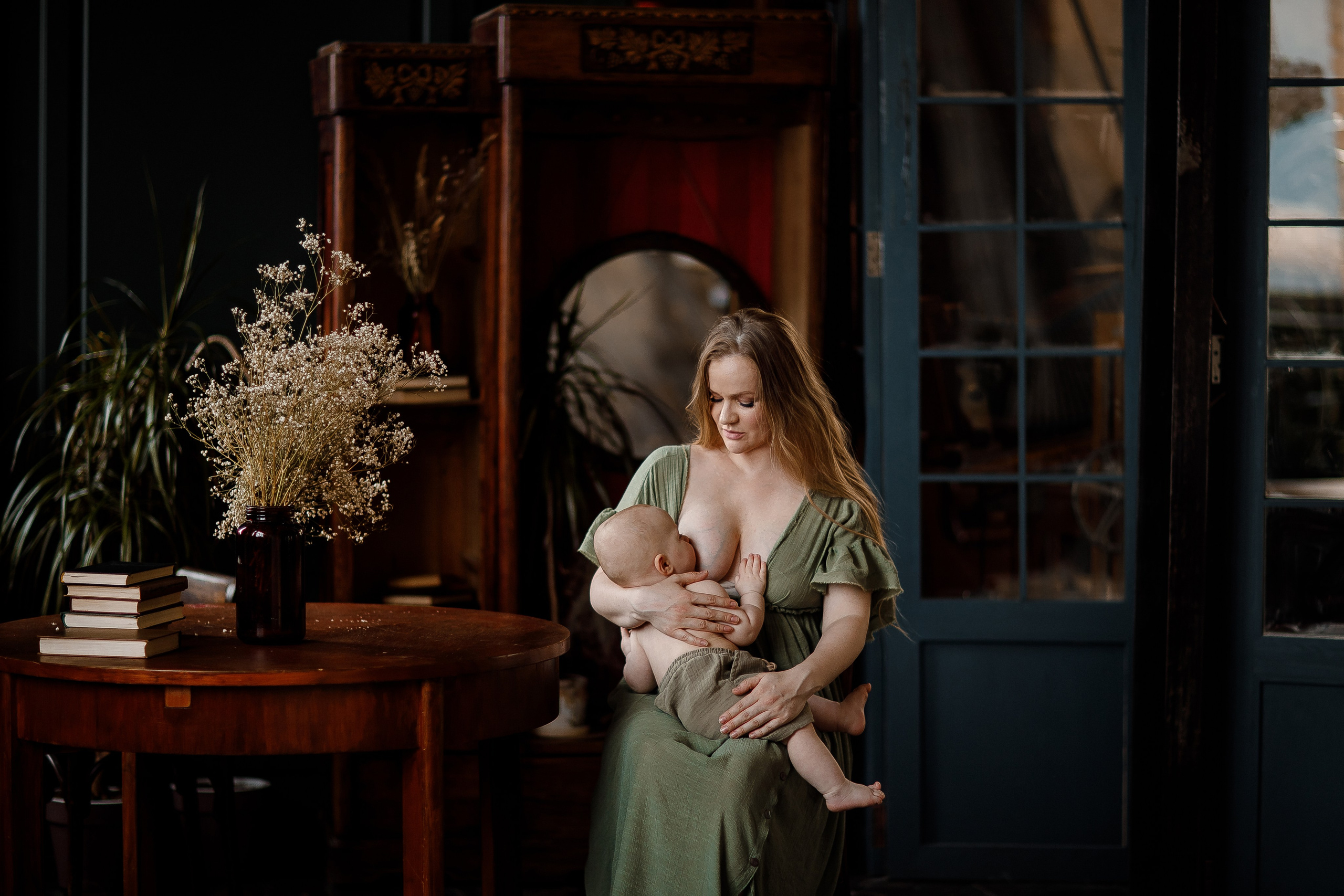 МАМА и малыш. Фотограф материнства и таинства кормления Екатерина Кузьмин