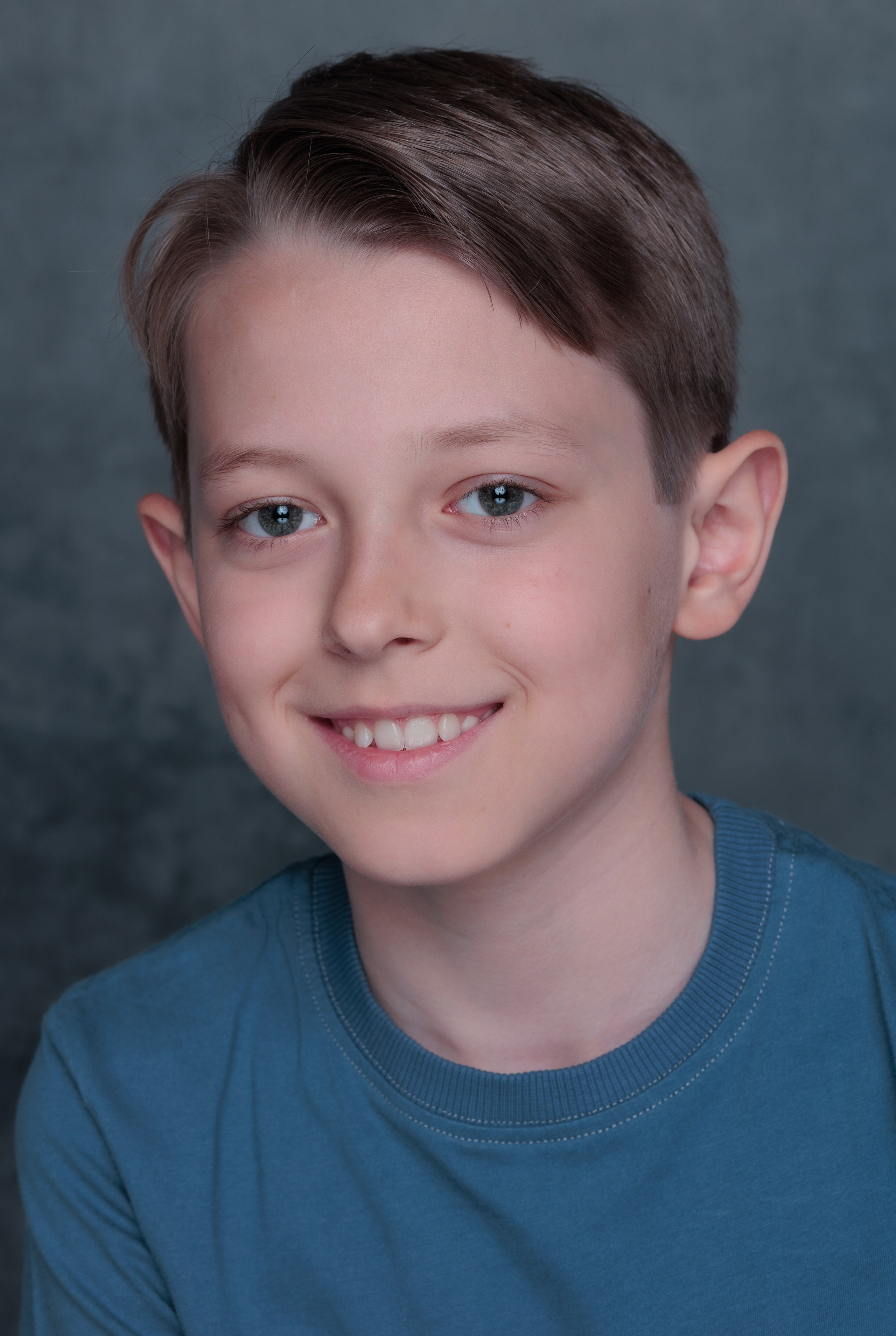 ЛЁША. Я фотограф из Москвы к Вашим услугам