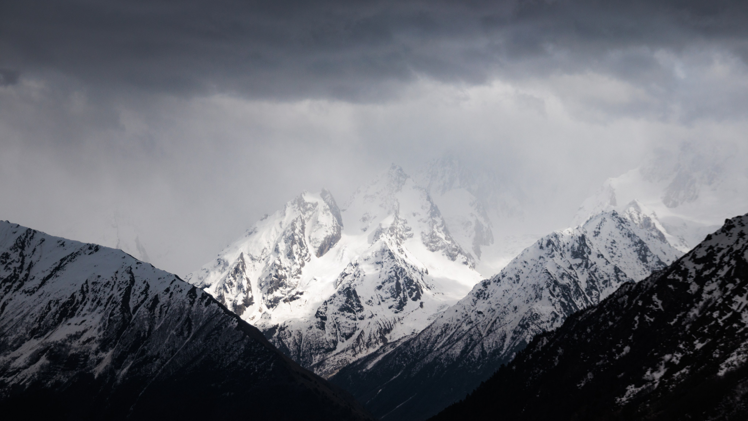 Трекинг / Ирик. Фотограф на трекинг и восхождение Эльбрус, Приэльбрусье. Елизавета Бобок
