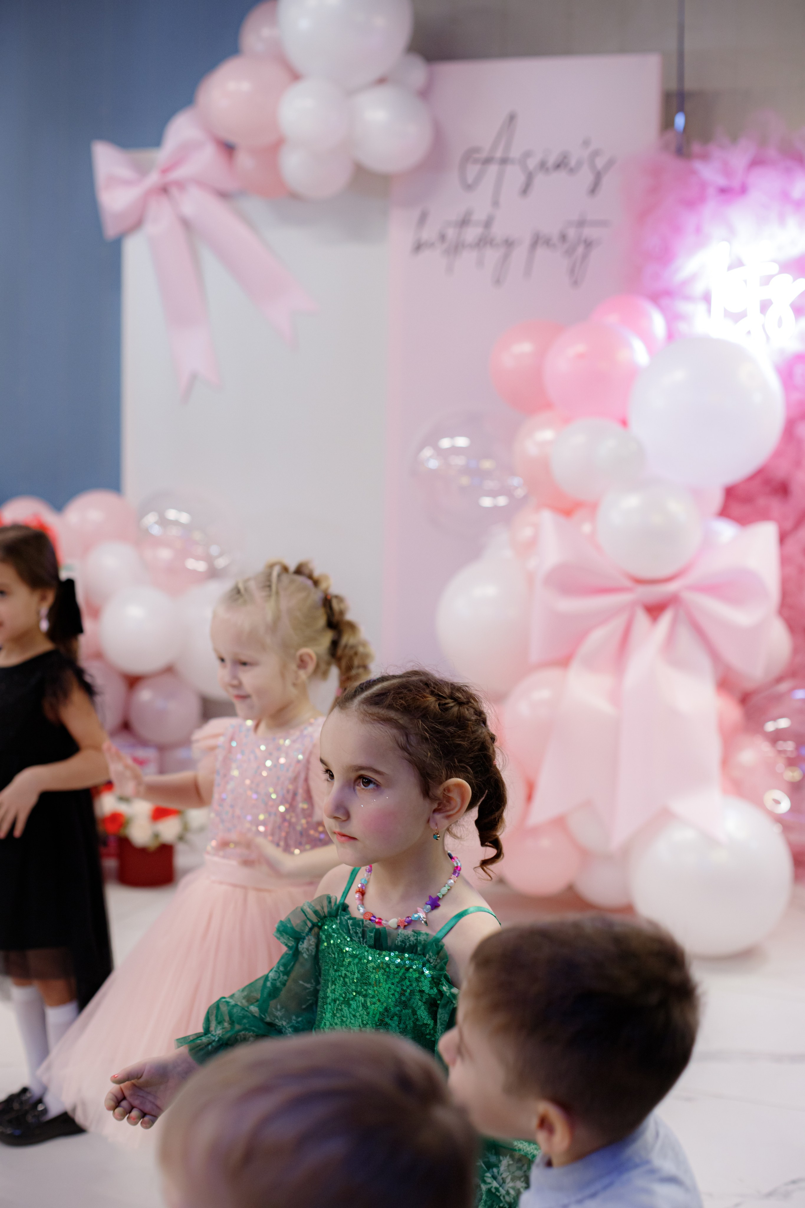 ASIA'S BIRTHDAY PARTY. Photokarish