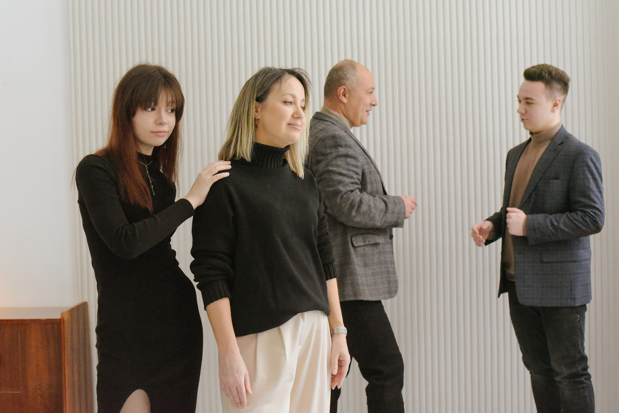 Молодые родители и взрослые дети. Фотограф Лола Волна, город Москва