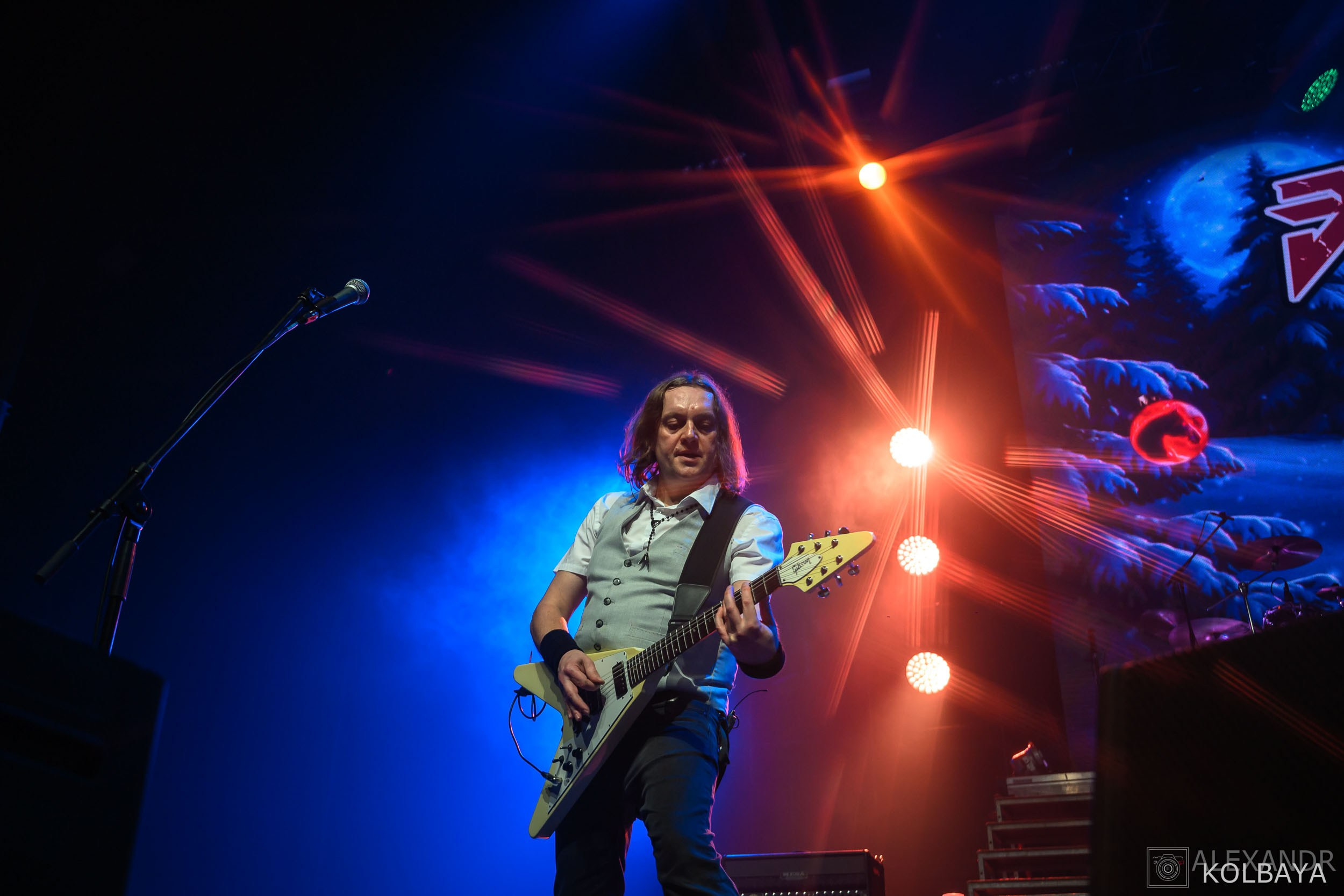 Фоторепортаж с Метал-Елки 2026. Концертный и театральный репортажный фотограф в Москве Александр Колбая