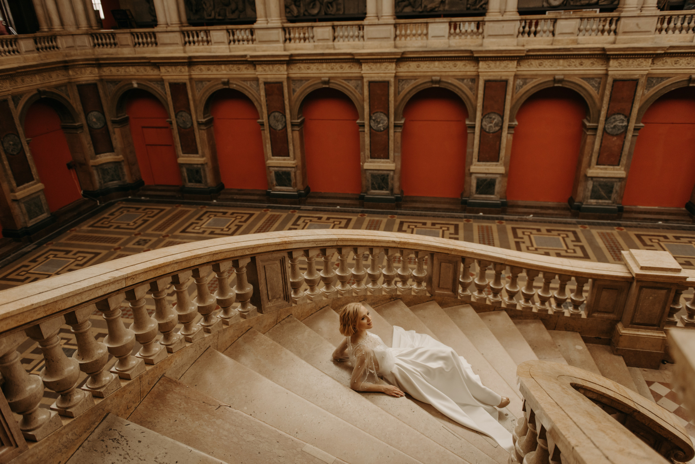 свадебная фотосессия в академии Штиглица, дворцы в Санкт-Петербурге для свадебной фотосессии