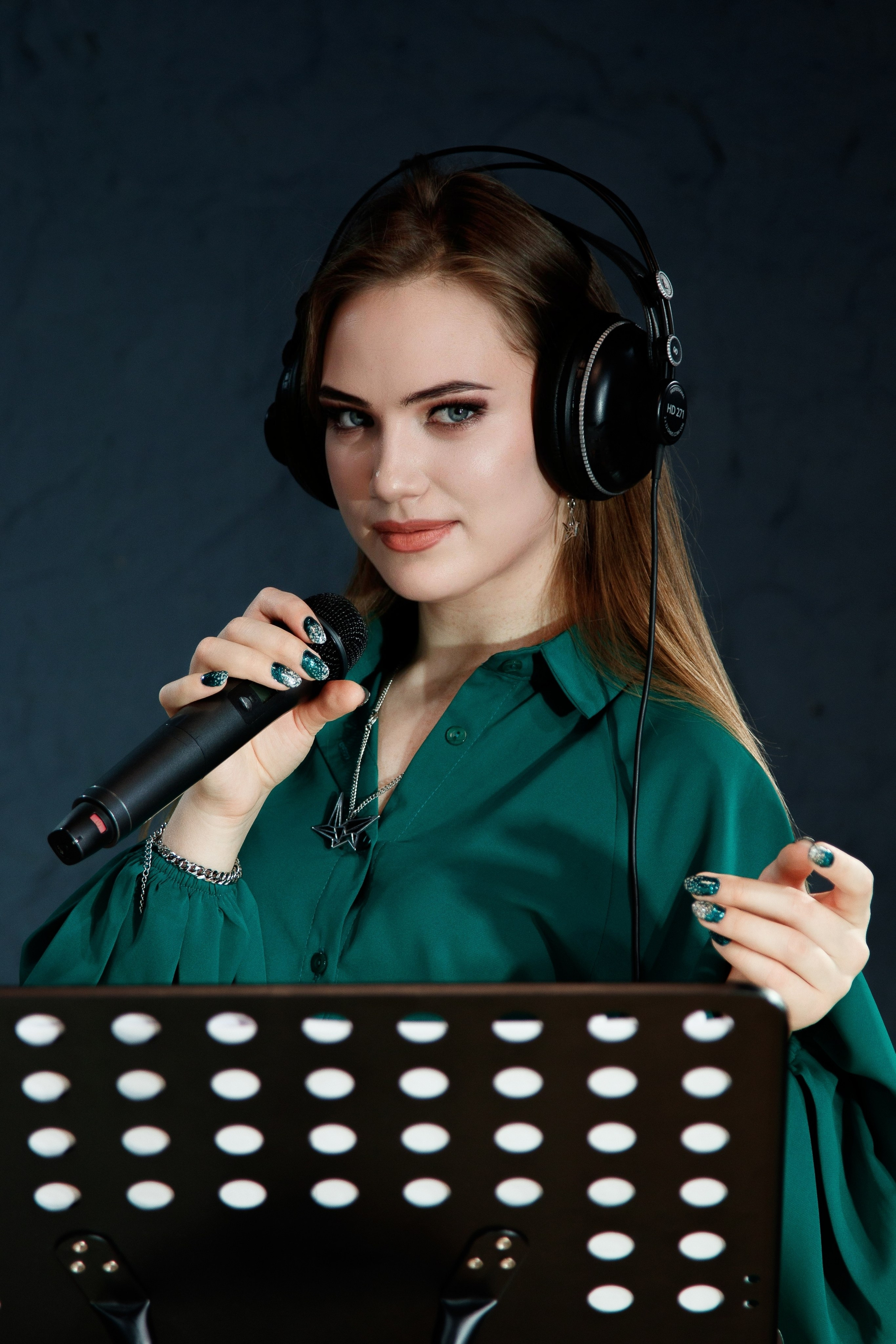 Алёна Невская — саундчеки и репетиции. AS-photoproduction — студия профессиональной фотографии и эксклюзивных видео