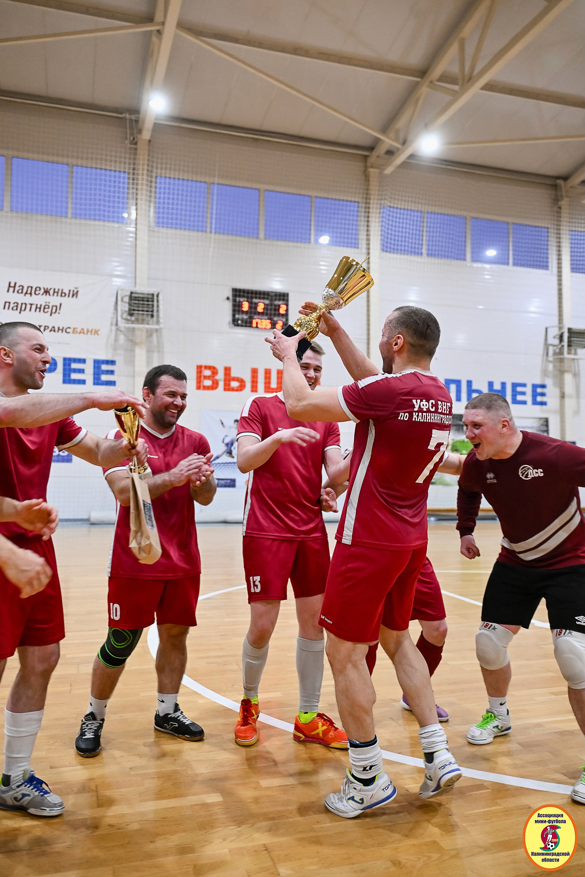 Корпоративная Бизнес Лига по футзалу — Весна 2026. VIBECITY.RU Вайб Сити Ру Фоторепортажи Фотоотчеты Калининград