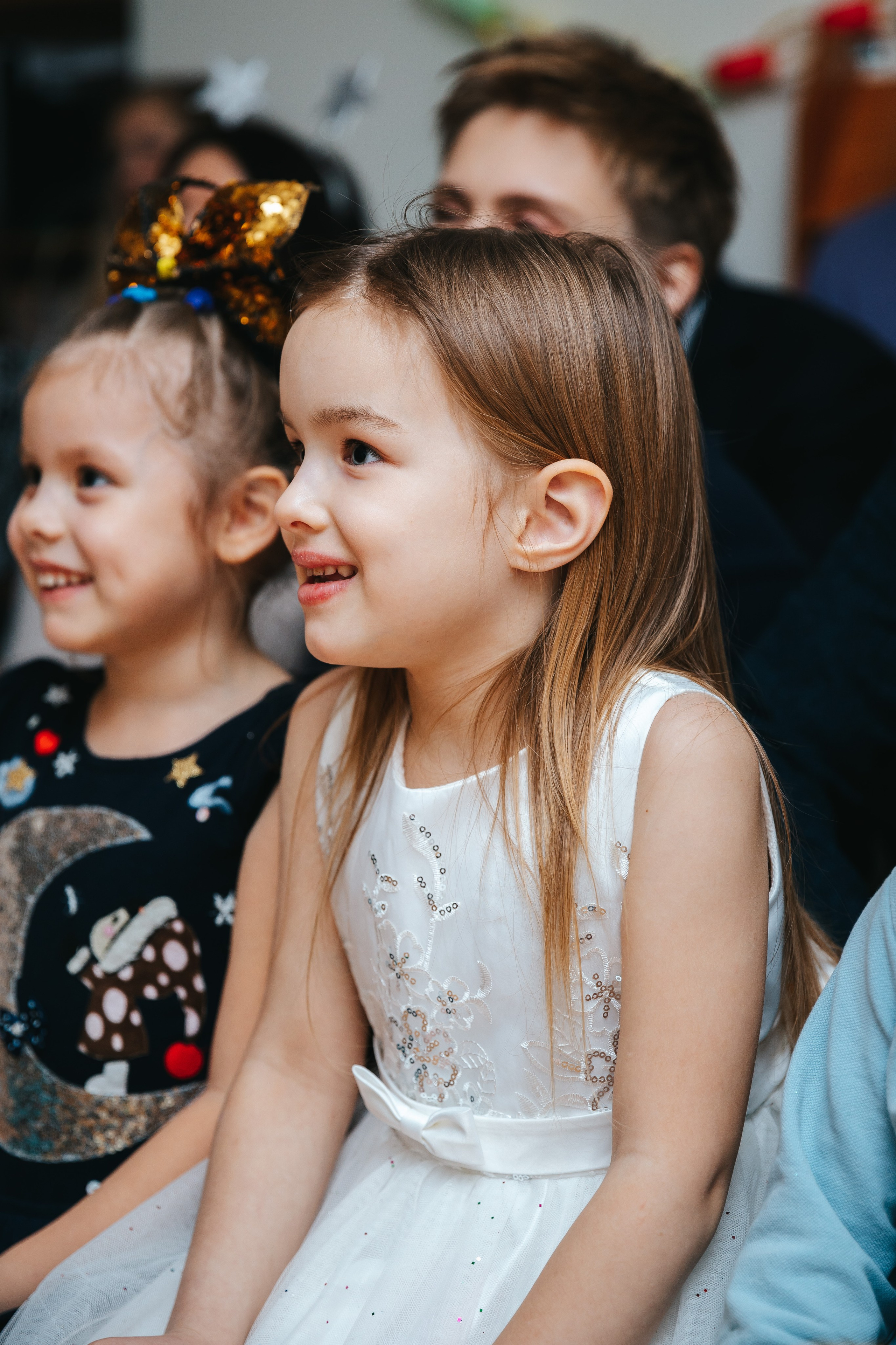 Новогодний утренник в Монтессори-садике. Семейный lifestyle фотограф в Санкт-Петербурге Людмила Пахомова
