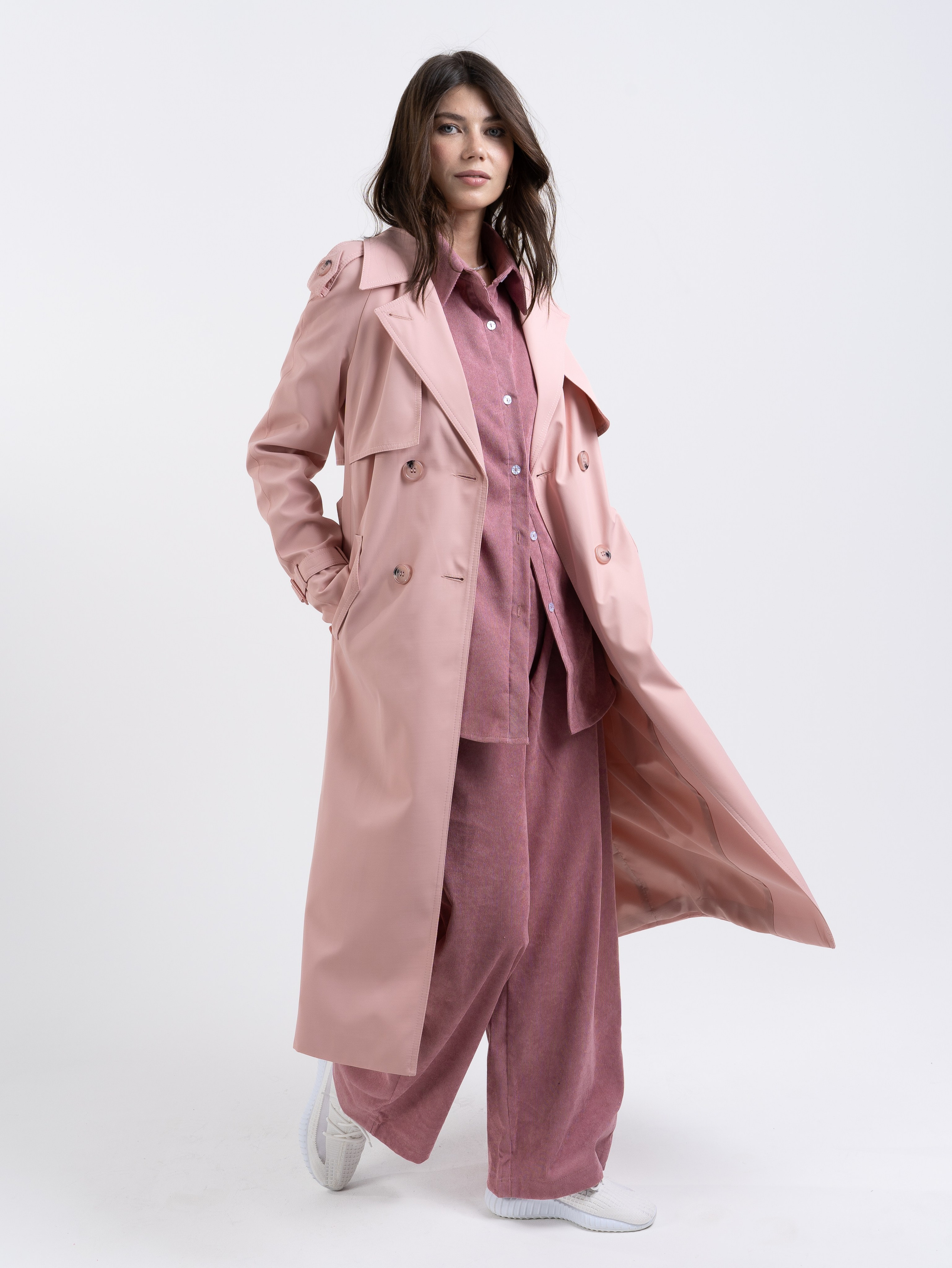 Девушки. Фото для маркетплейс