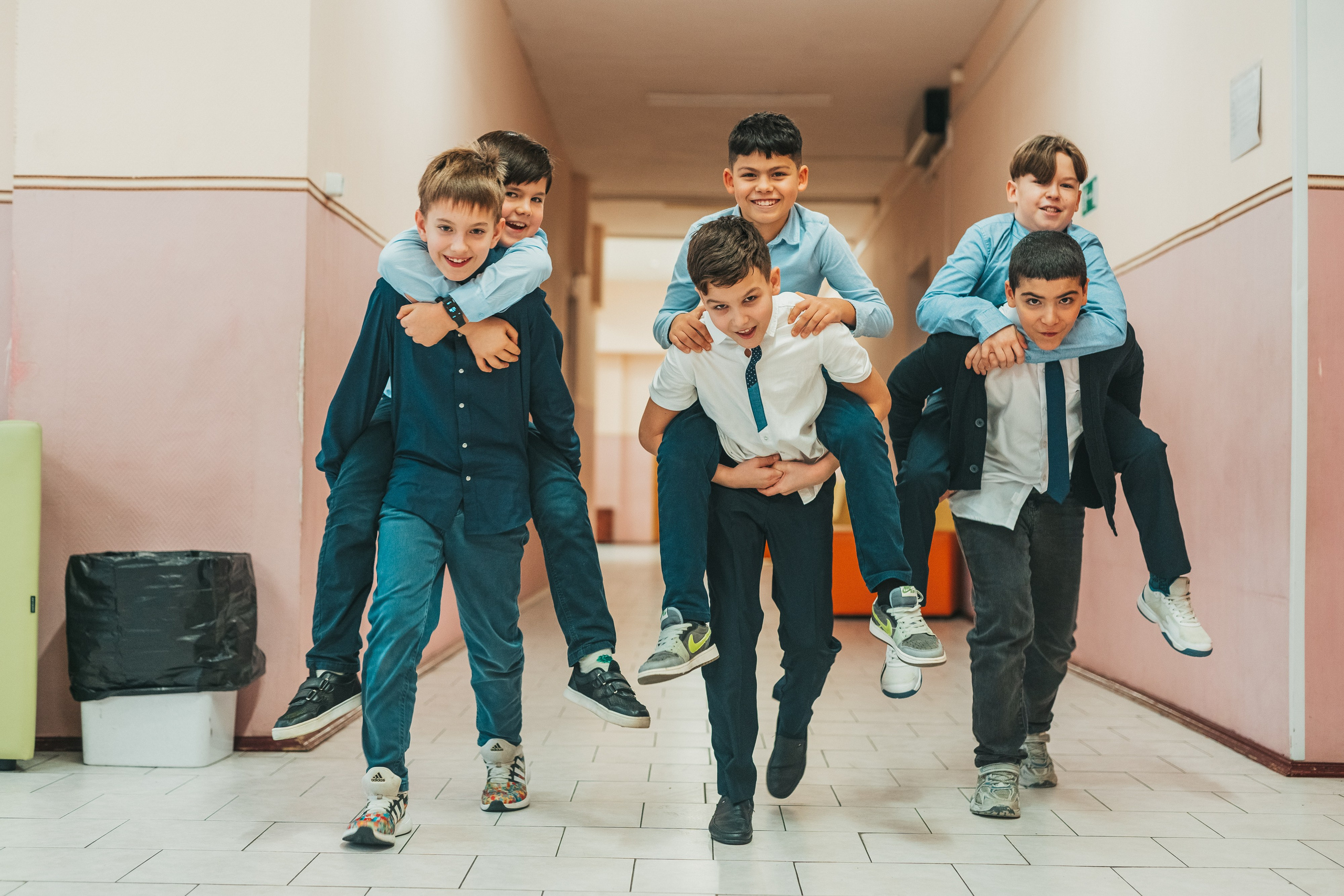 4 класс. Школьные альбомы и альбомы для детского сада. Юлия Осипова. Москва