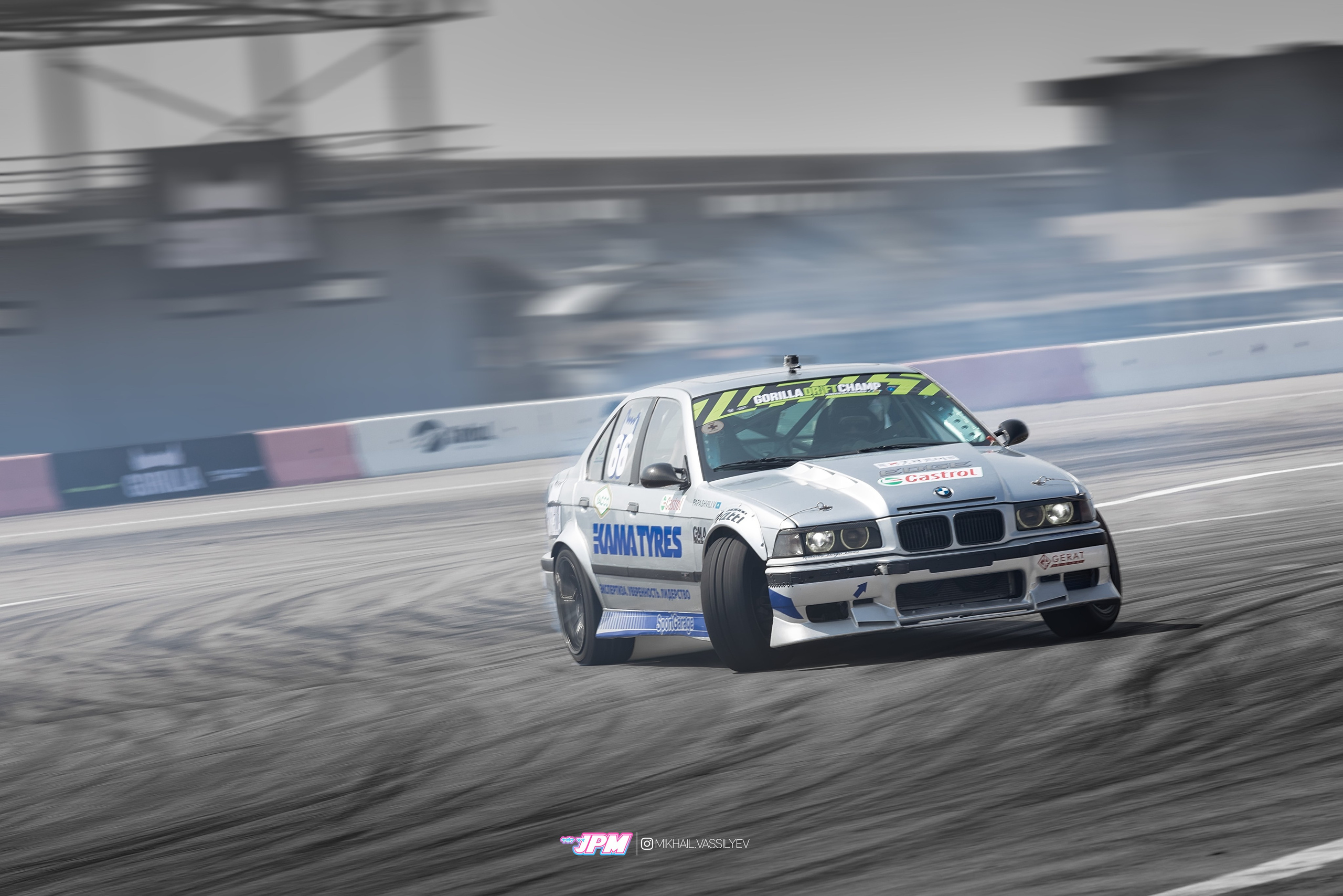 MIKHAIL VASSILYEV — Свадебный и Репортажный фотограф в Алматы