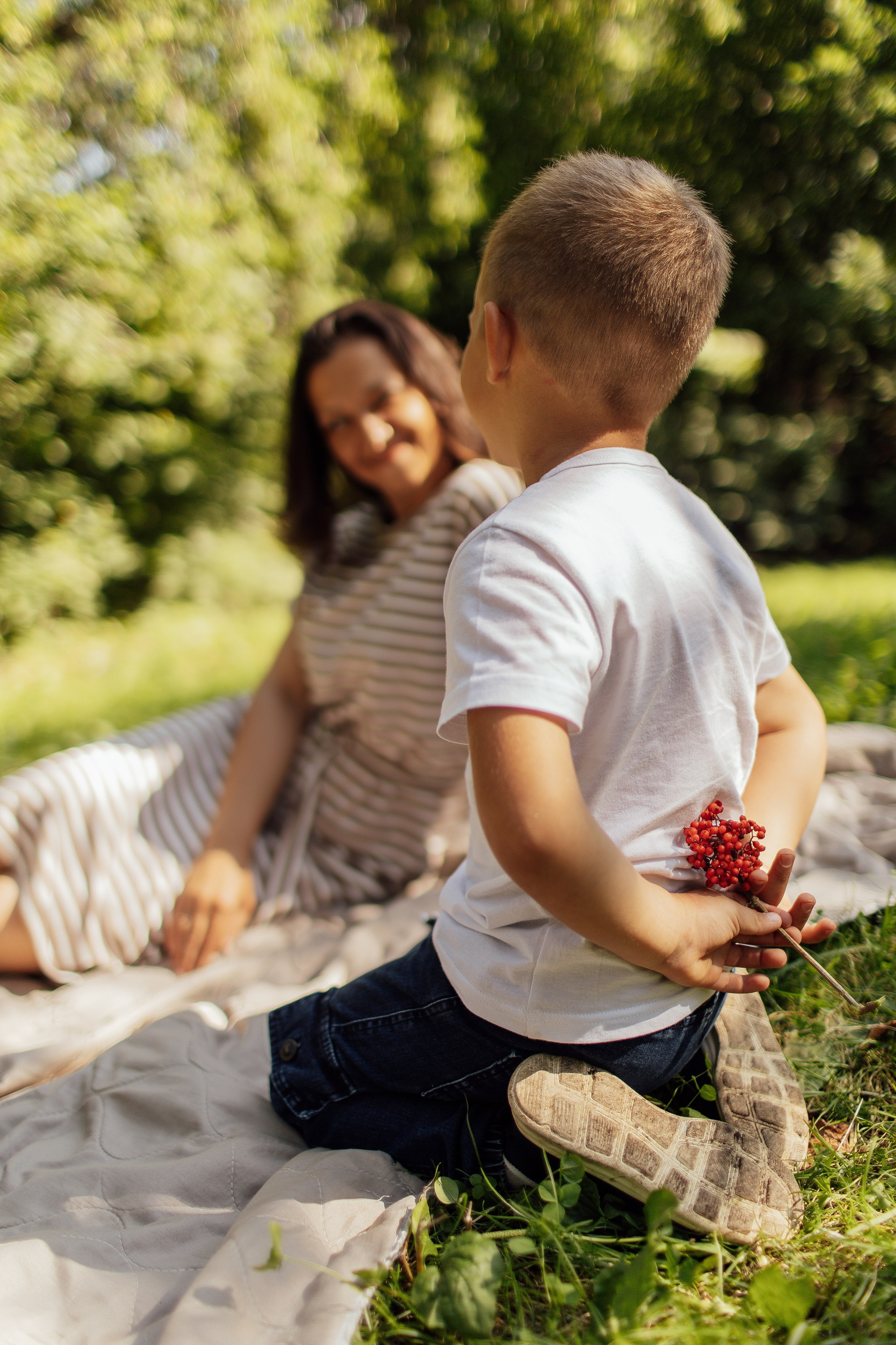 Прогулка в Харитоновском парке. Семейная съемка — это красивый способ признаться своей семье в любви