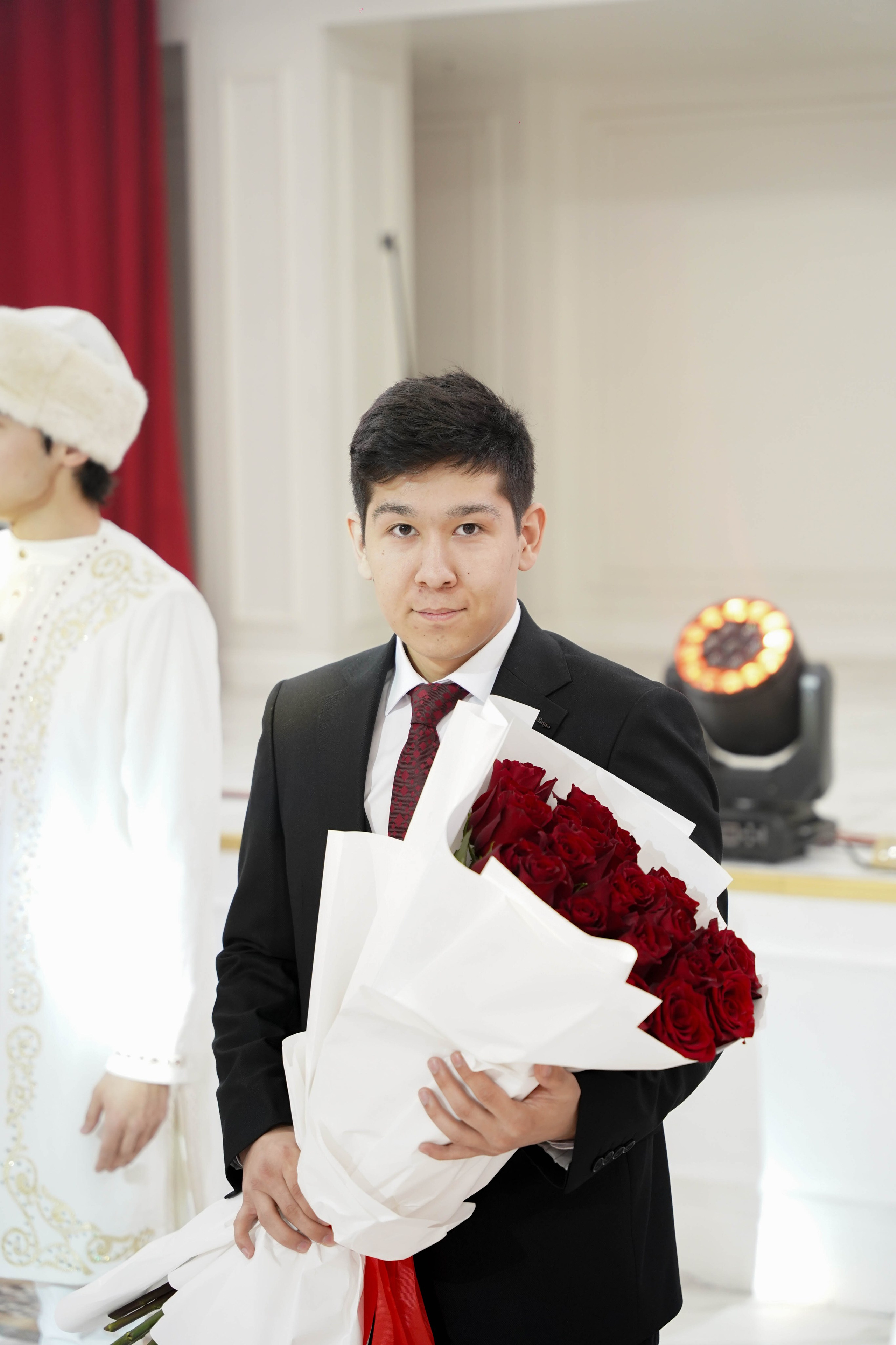 Dana uzatu. Фотограф Ернар Ержанов