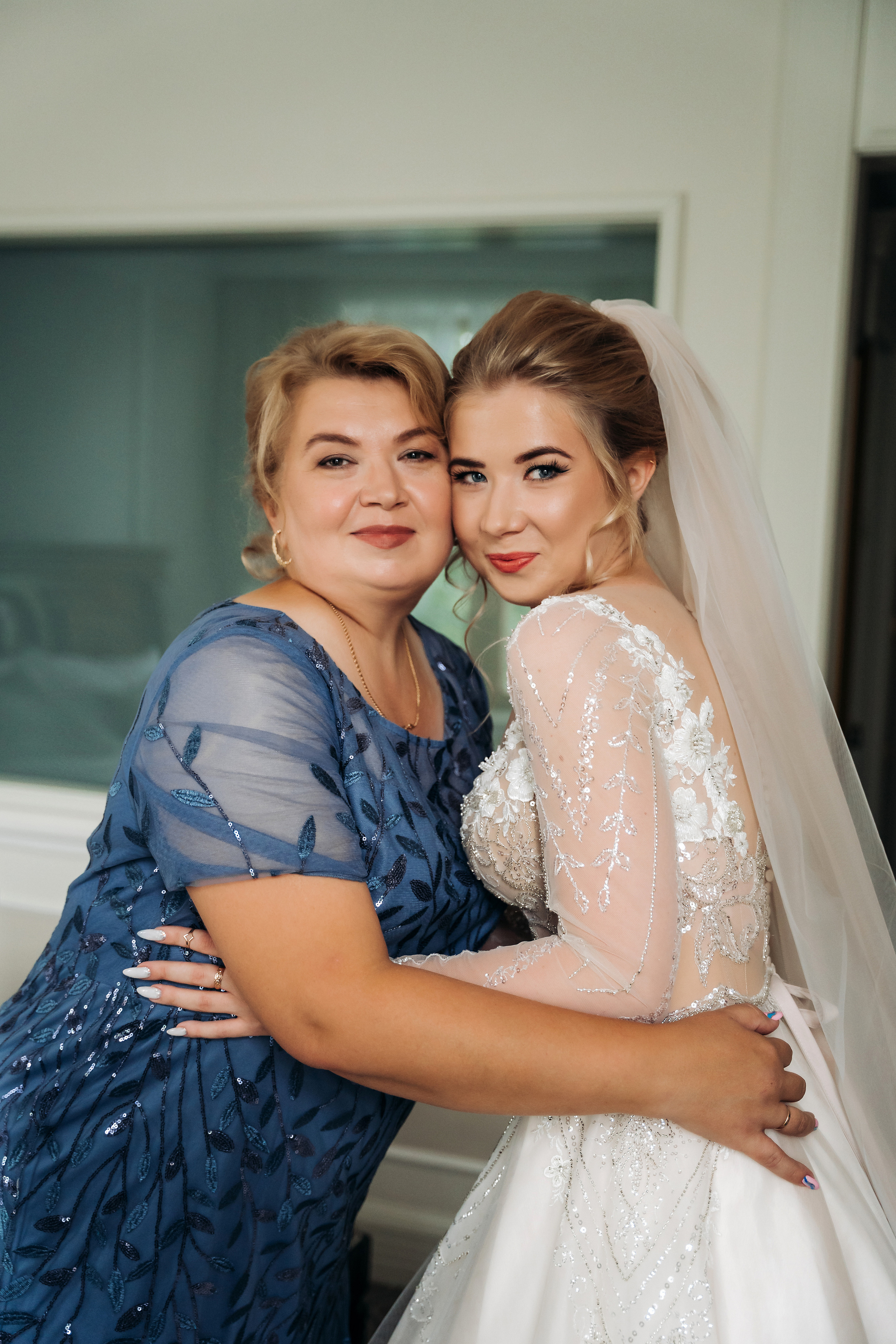 Невеста +мама (подруга). СВАДЕБНЫЙ СТИЛИСТ в Санкт-Петербурге Груздевa Еленаа