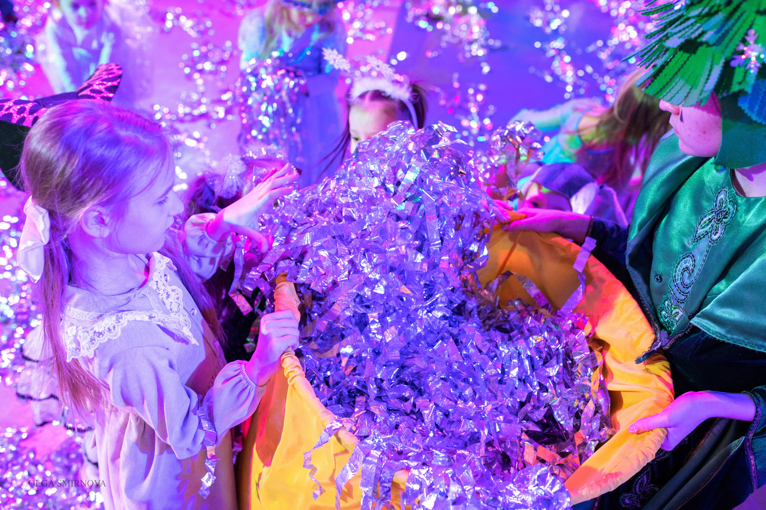 Утренник в ДОФ 04.01.25. Ольга Смирнова юрист, фотограф