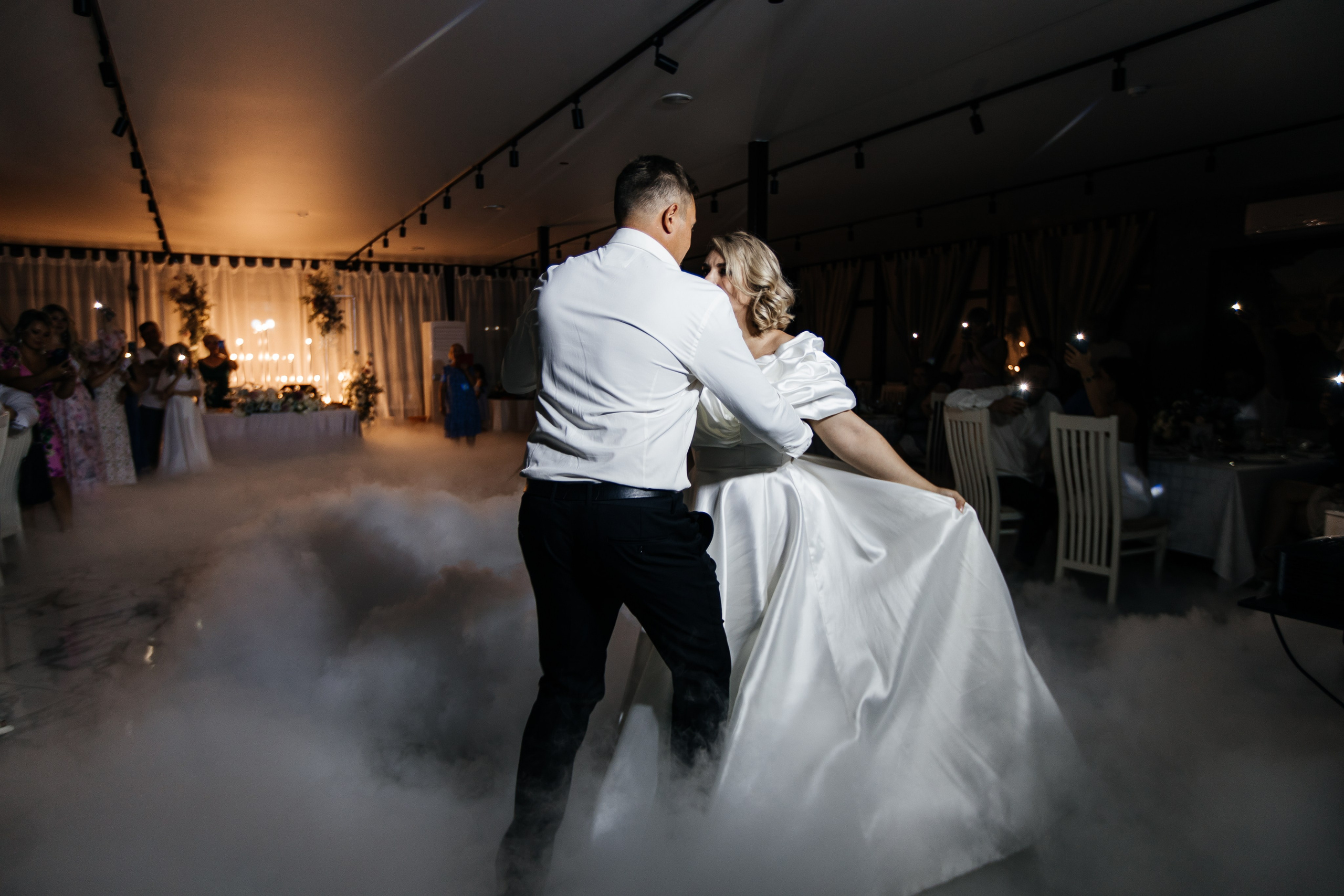 Выездная регистрация и банкет. Свадебный и семейный фотограф Ростова-на-Дону Ирина Бондарева