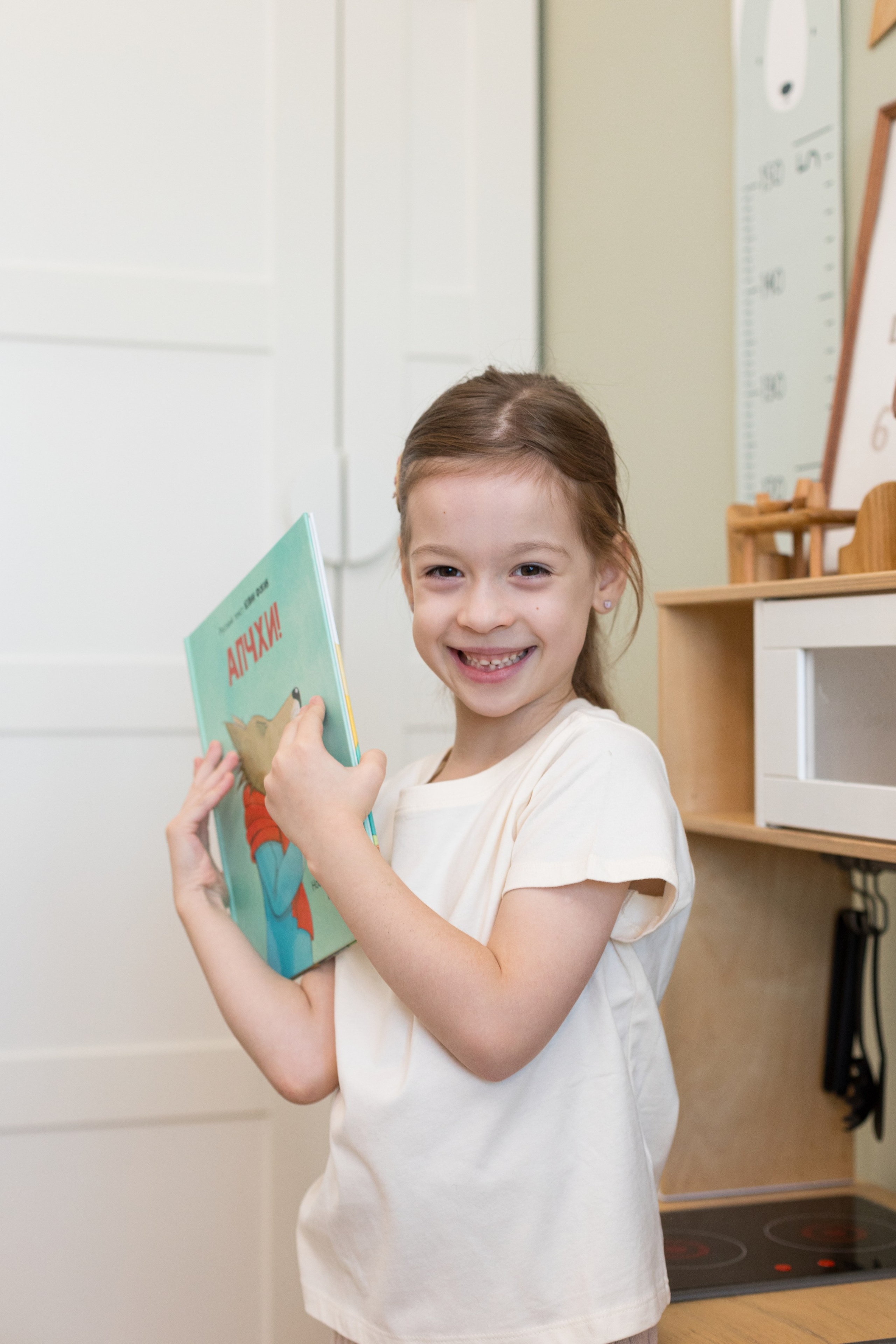 Контент с домашним интерьером для издательства «Счастье внутри». Детский и контент фотограф Надя Волкова Санкт-Петербург