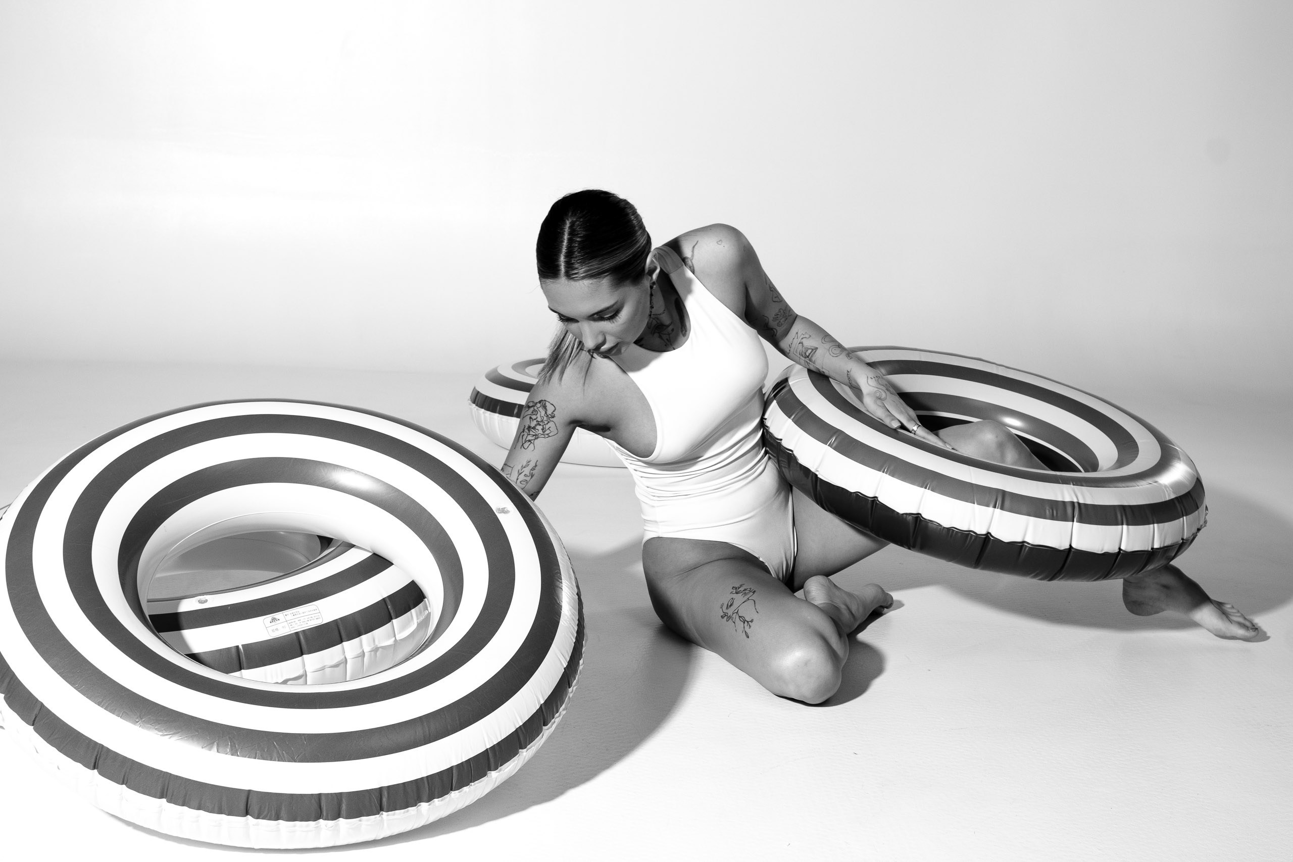 Фотосессия с кругами. Женский фотограф в Новосибирске Вячеслав Семакин