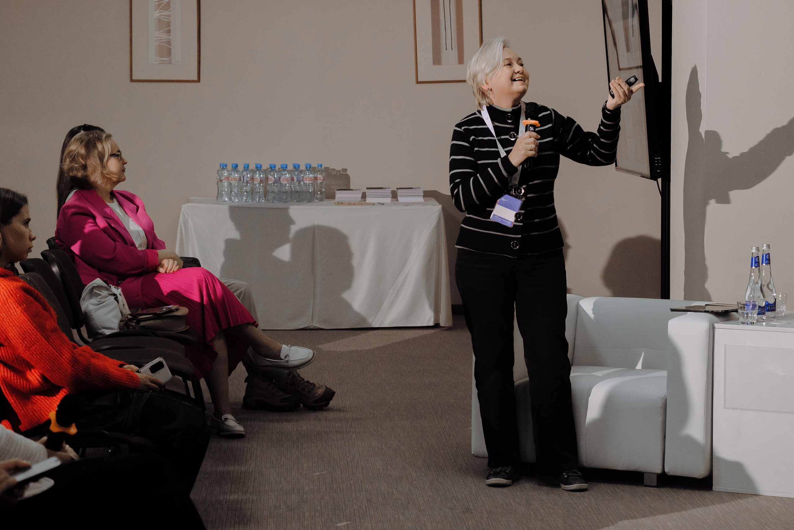 ОБЛАСТНАЯ КОНФЕРЕНЦИЯ «РАЗВИТИЕ ТУРИЗМА В ЧЕЛЯБИНСКОЙ ОБЛАСТИ». Репортажный фотограф Зуев Роман г. Челябинск