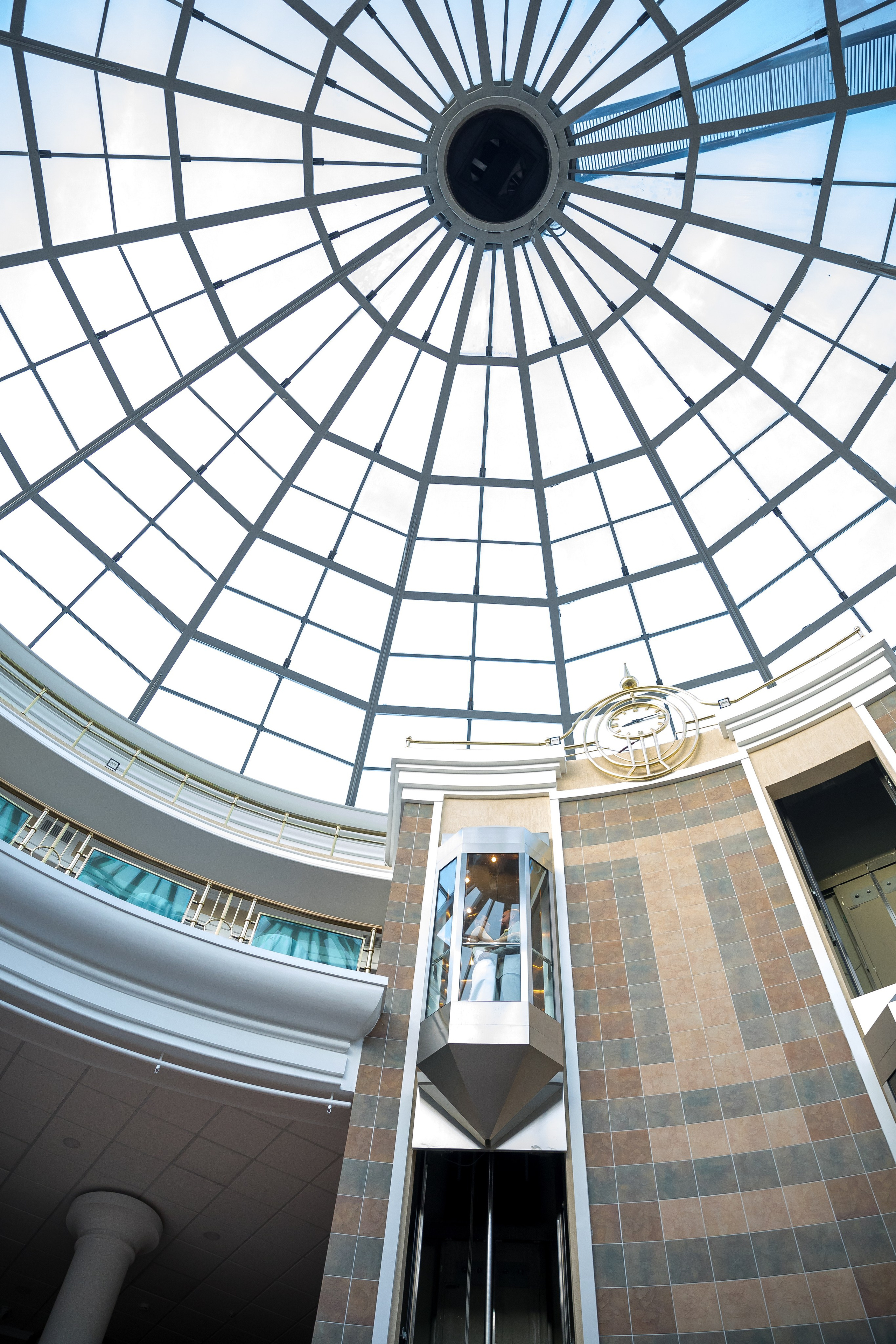 Роман и Елена. Фотограф FOTOBANKA